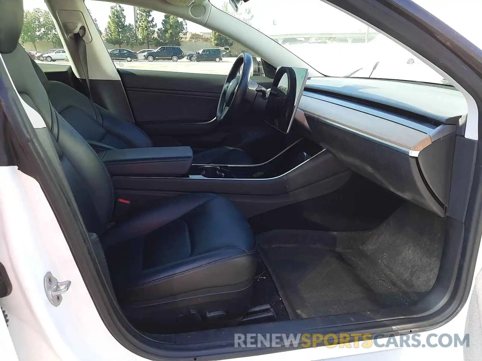 5 Photograph of a damaged car 5YJ3E1EA6KF311703 TESLA MODEL 3 2019