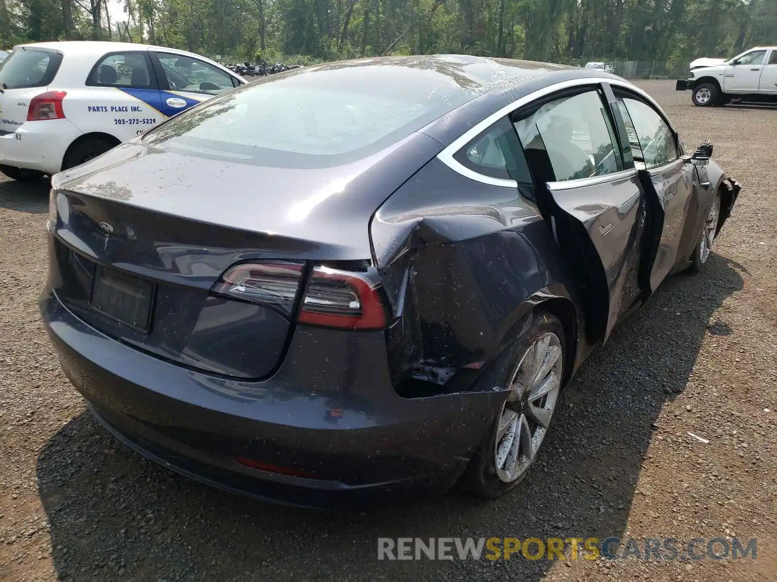 4 Фотография поврежденного автомобиля 5YJ3E1EA6KF312737 TESLA MODEL 3 2019