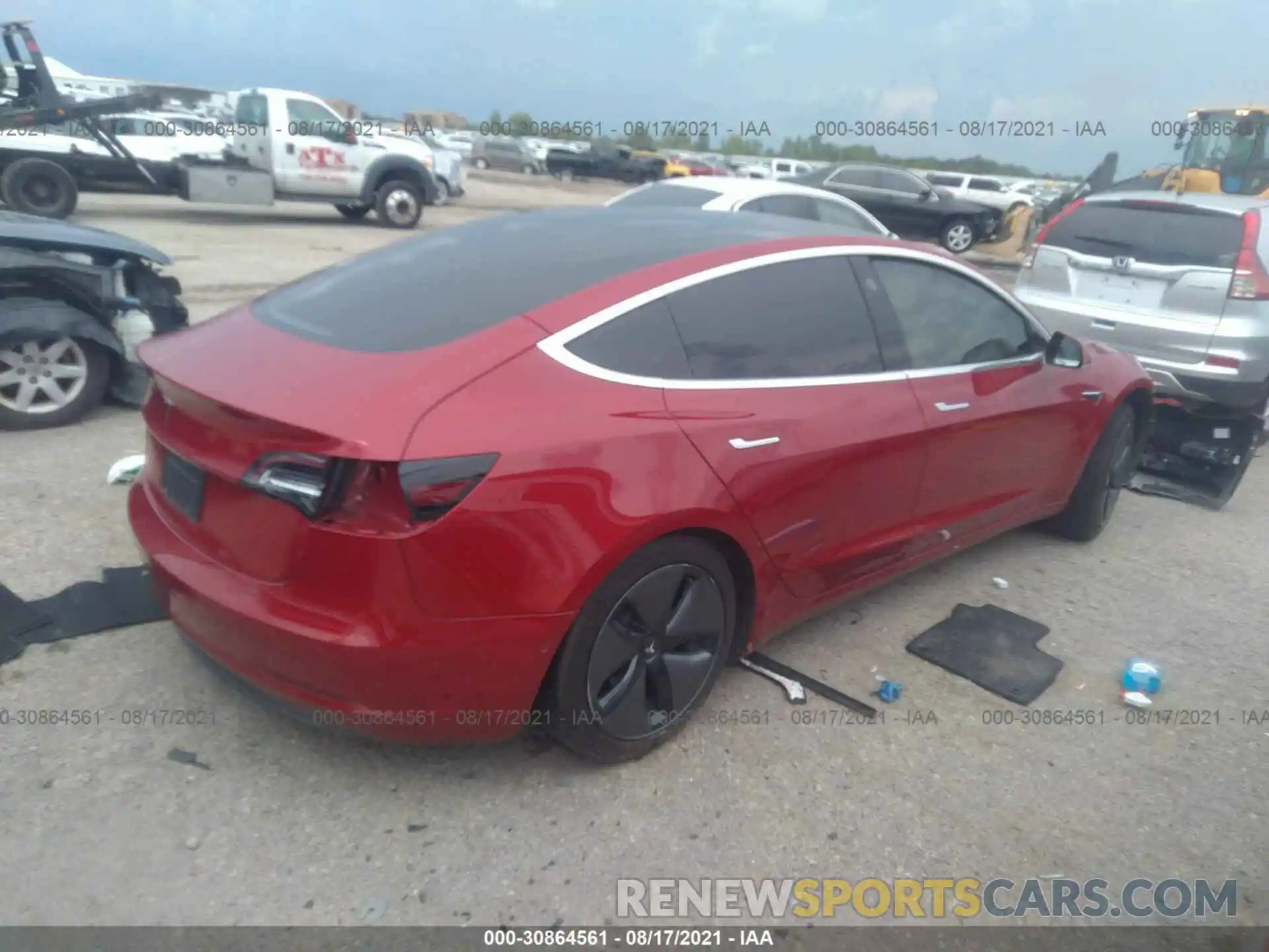 4 Фотография поврежденного автомобиля 5YJ3E1EA6KF313760 TESLA MODEL 3 2019