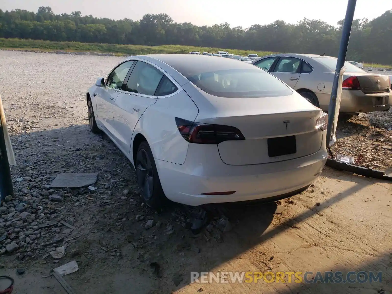 3 Photograph of a damaged car 5YJ3E1EA6KF313953 TESLA MODEL 3 2019