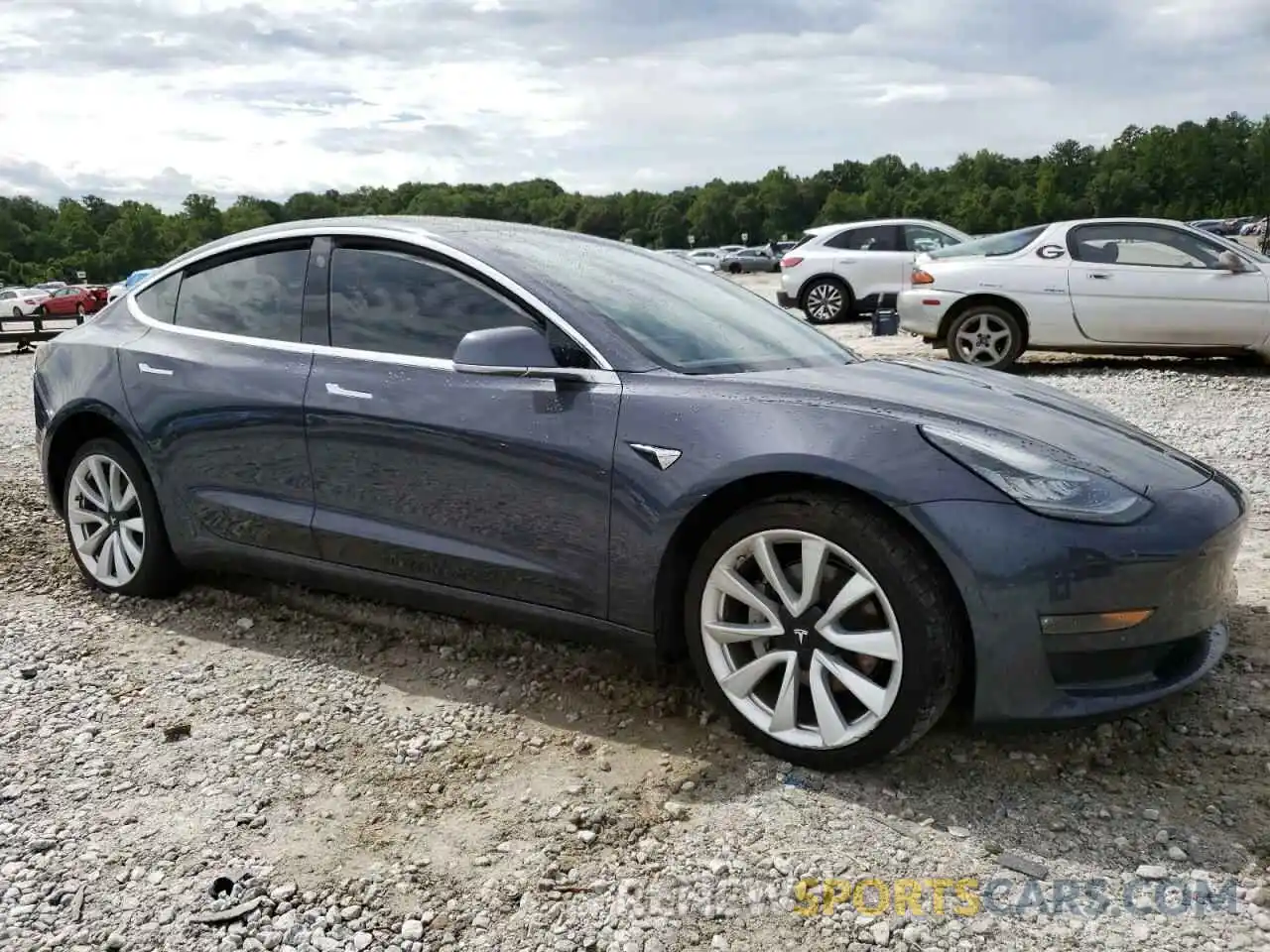 4 Фотография поврежденного автомобиля 5YJ3E1EA6KF314987 TESLA MODEL 3 2019