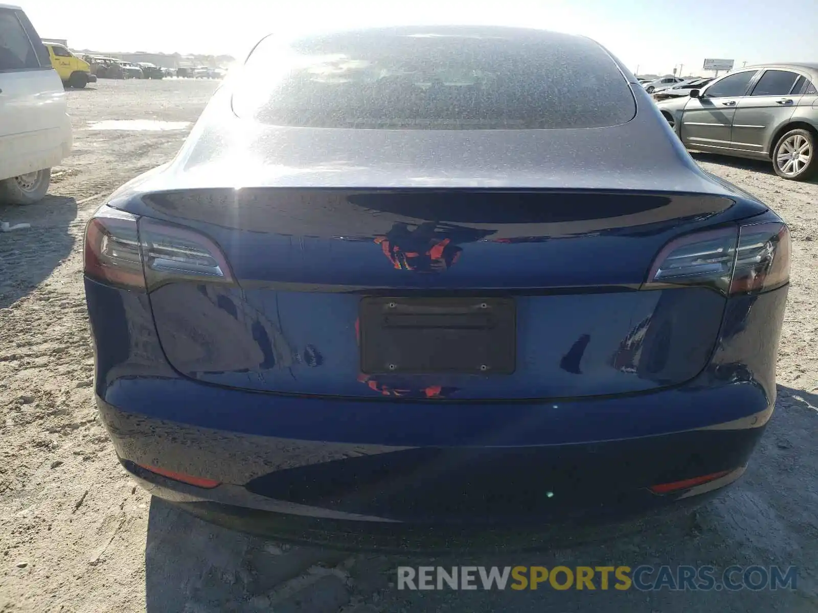 9 Photograph of a damaged car 5YJ3E1EA6KF324502 TESLA MODEL 3 2019