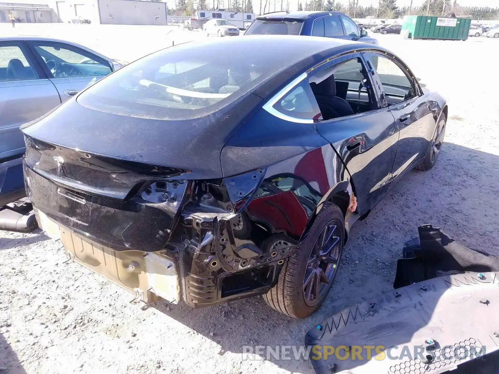 4 Фотография поврежденного автомобиля 5YJ3E1EA6KF324631 TESLA MODEL 3 2019