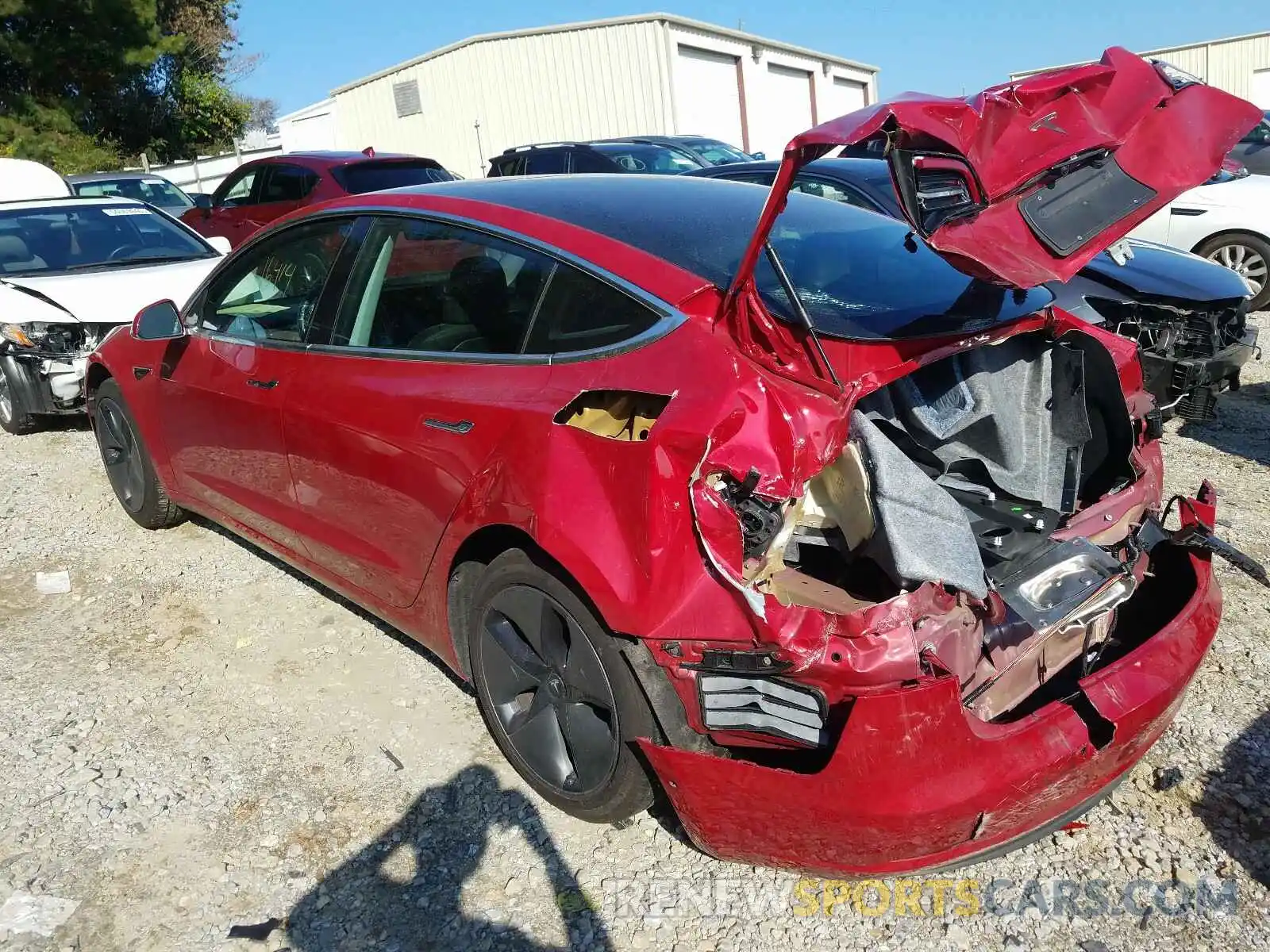 3 Photograph of a damaged car 5YJ3E1EA6KF324824 TESLA MODEL 3 2019