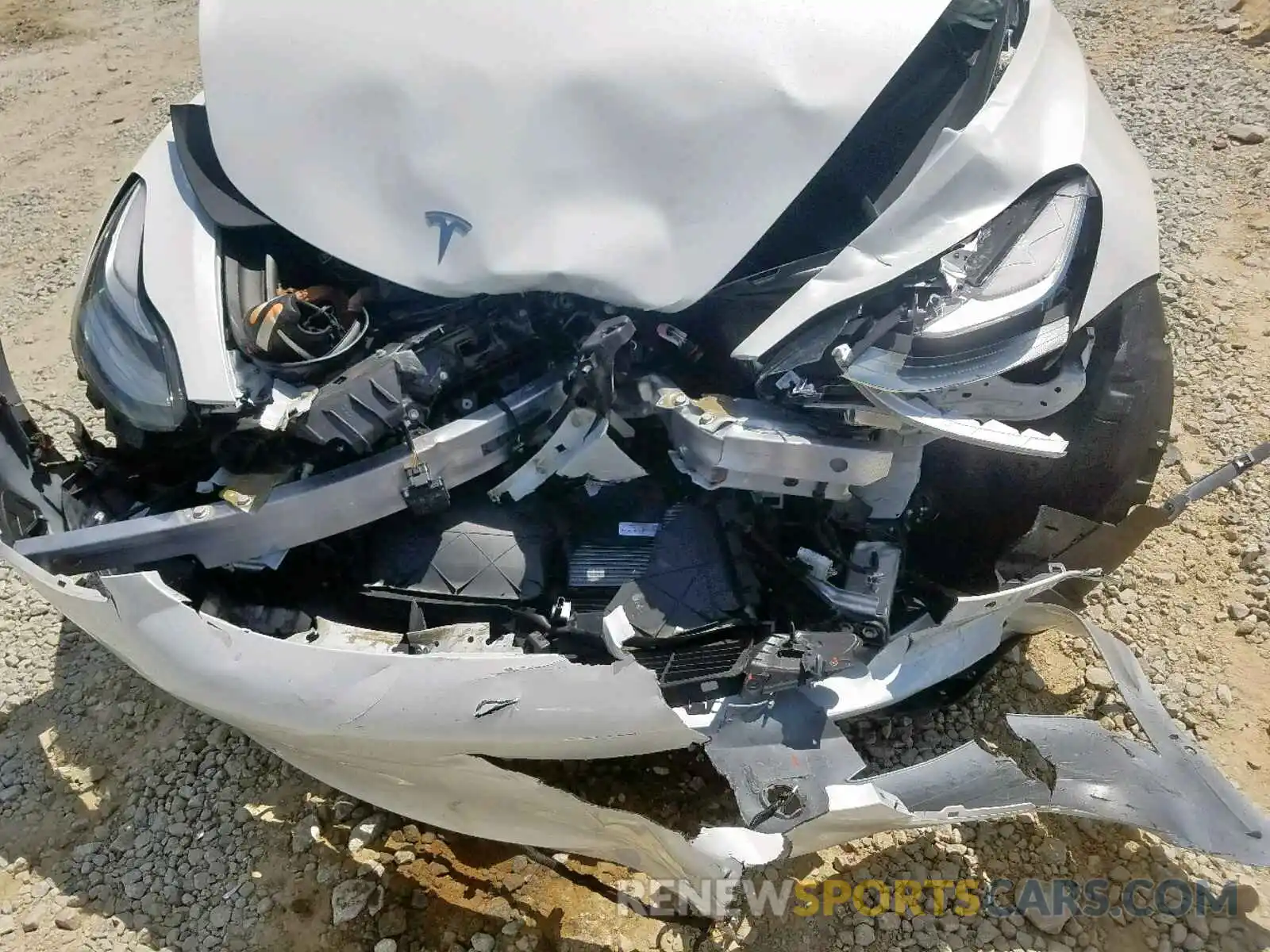 9 Photograph of a damaged car 5YJ3E1EA6KF326704 TESLA MODEL 3 2019