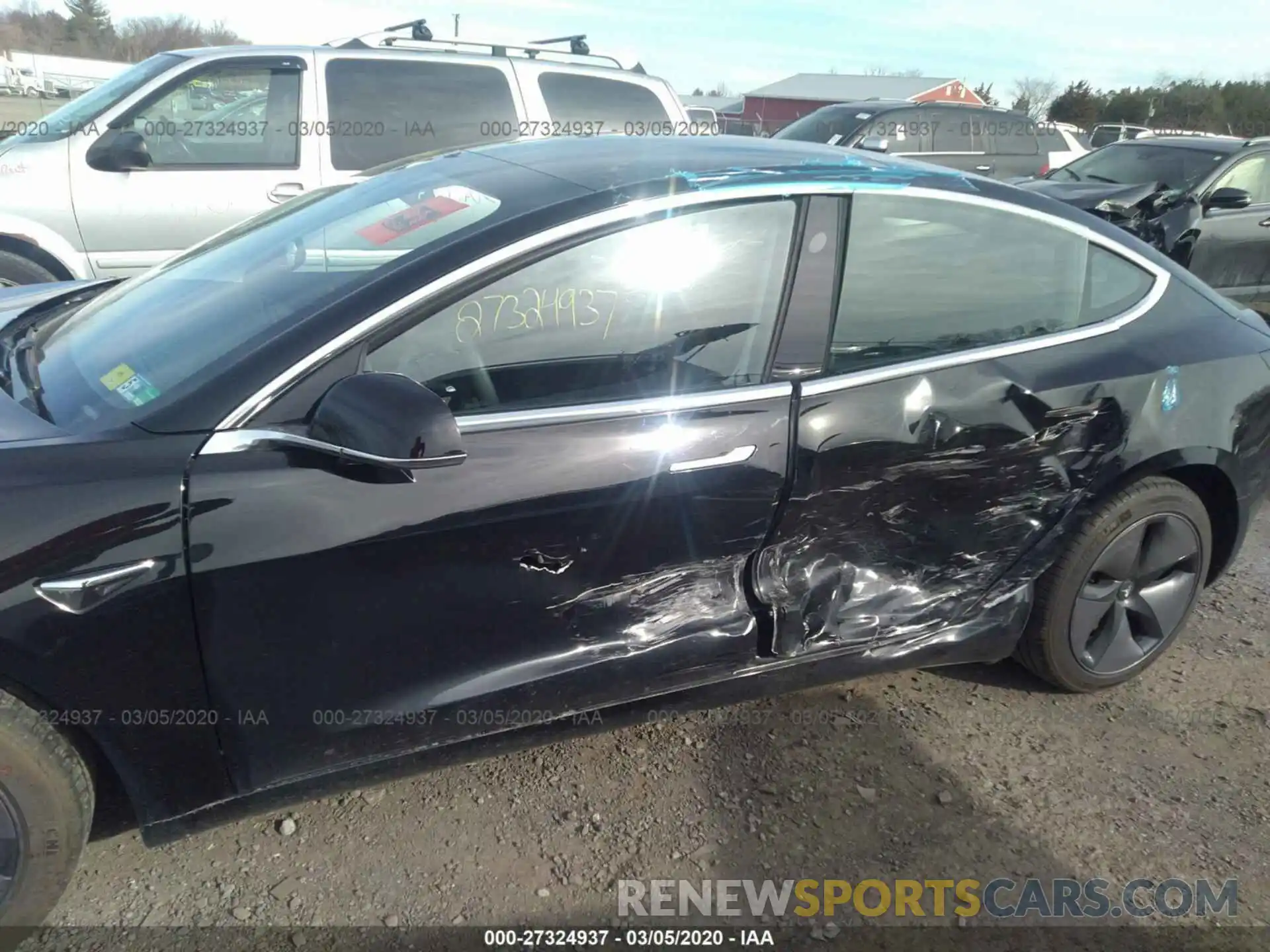 6 Photograph of a damaged car 5YJ3E1EA6KF361937 TESLA MODEL 3 2019