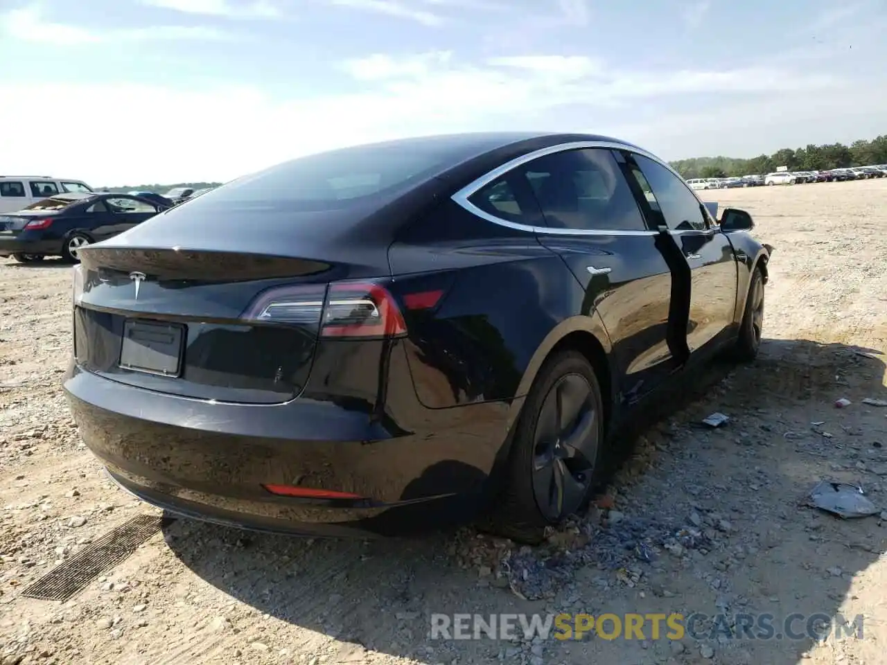 4 Фотография поврежденного автомобиля 5YJ3E1EA6KF394484 TESLA MODEL 3 2019