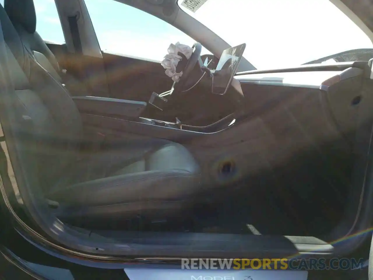 5 Photograph of a damaged car 5YJ3E1EA6KF394484 TESLA MODEL 3 2019