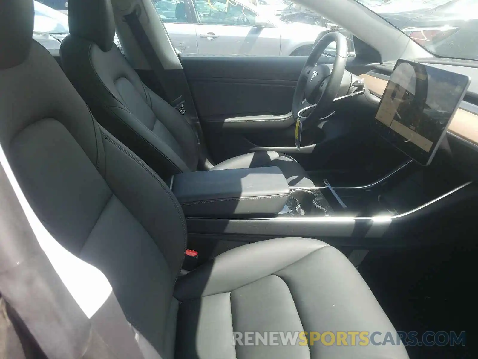 5 Photograph of a damaged car 5YJ3E1EA6KF394582 TESLA MODEL 3 2019