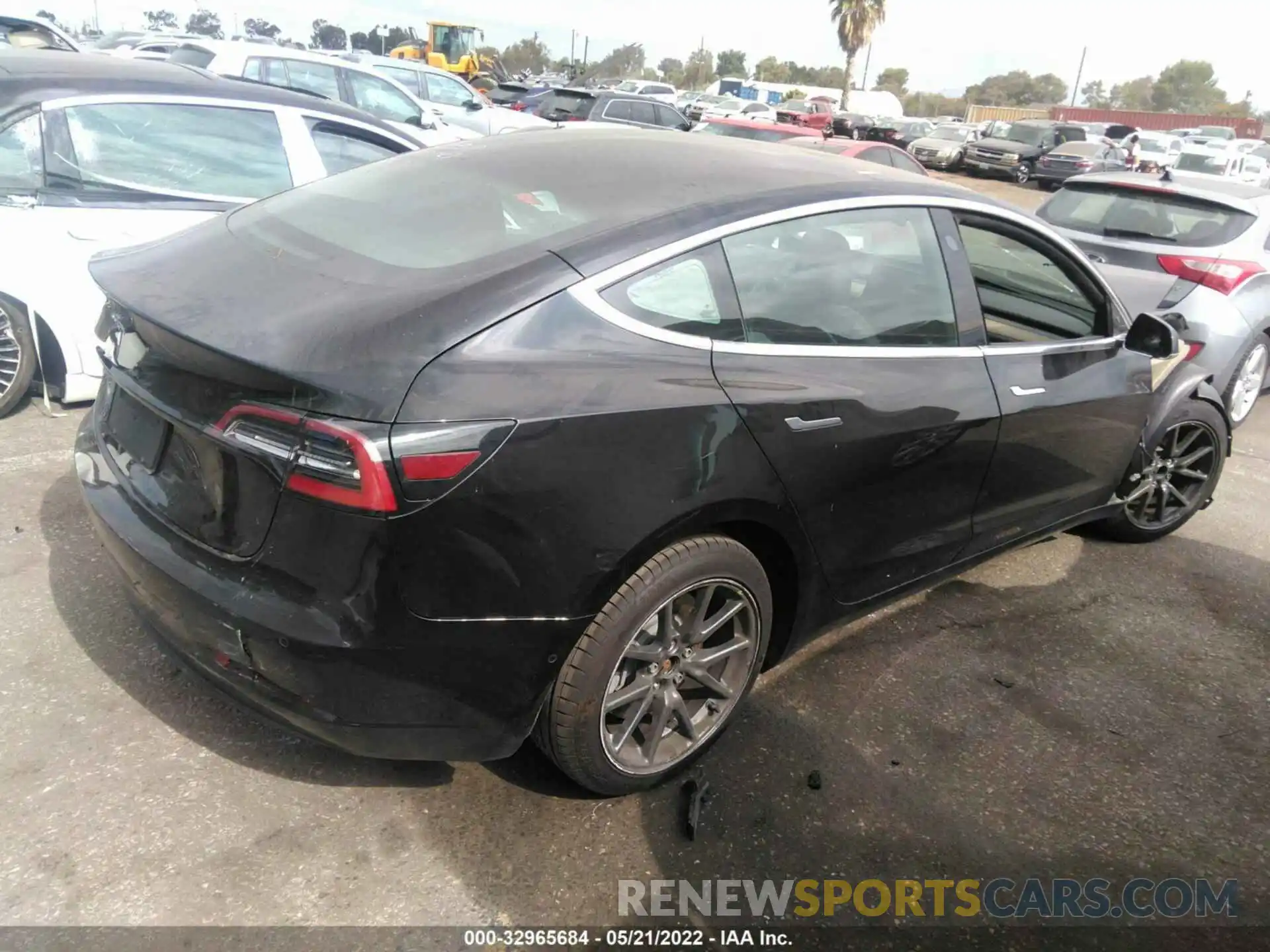 4 Photograph of a damaged car 5YJ3E1EA6KF395179 TESLA MODEL 3 2019