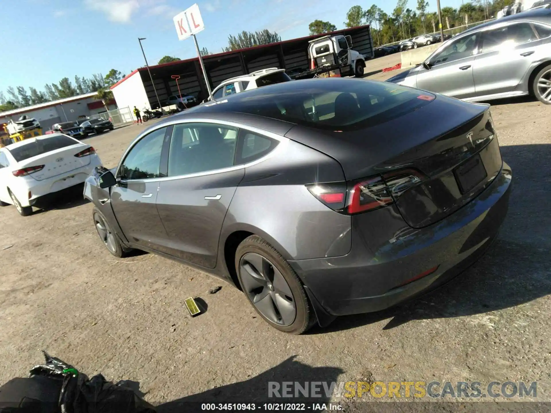 3 Photograph of a damaged car 5YJ3E1EA6KF396347 TESLA MODEL 3 2019