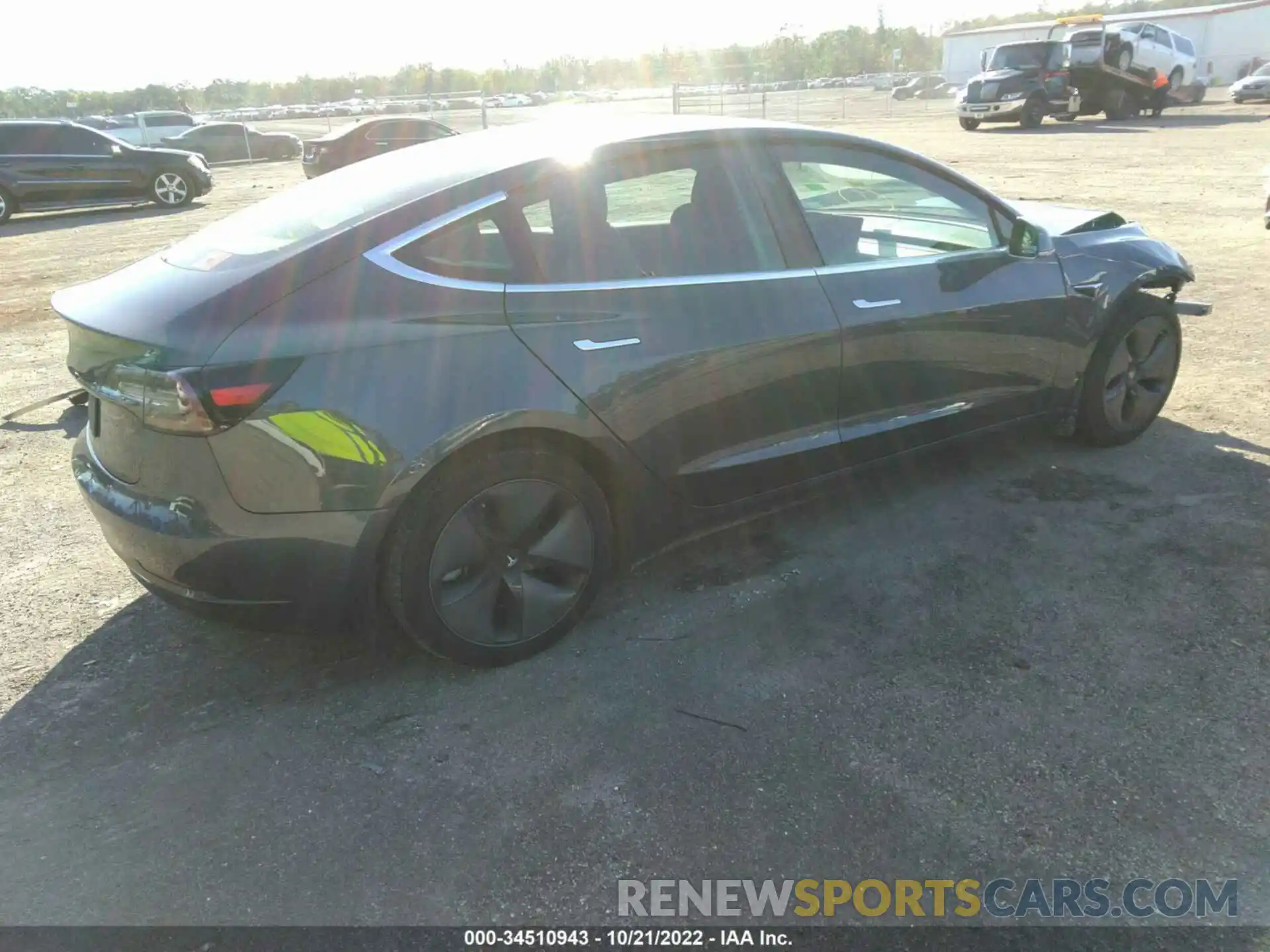 4 Photograph of a damaged car 5YJ3E1EA6KF396347 TESLA MODEL 3 2019