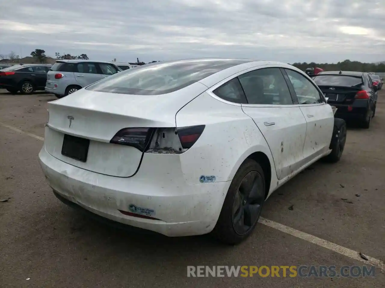 4 Фотография поврежденного автомобиля 5YJ3E1EA6KF397000 TESLA MODEL 3 2019