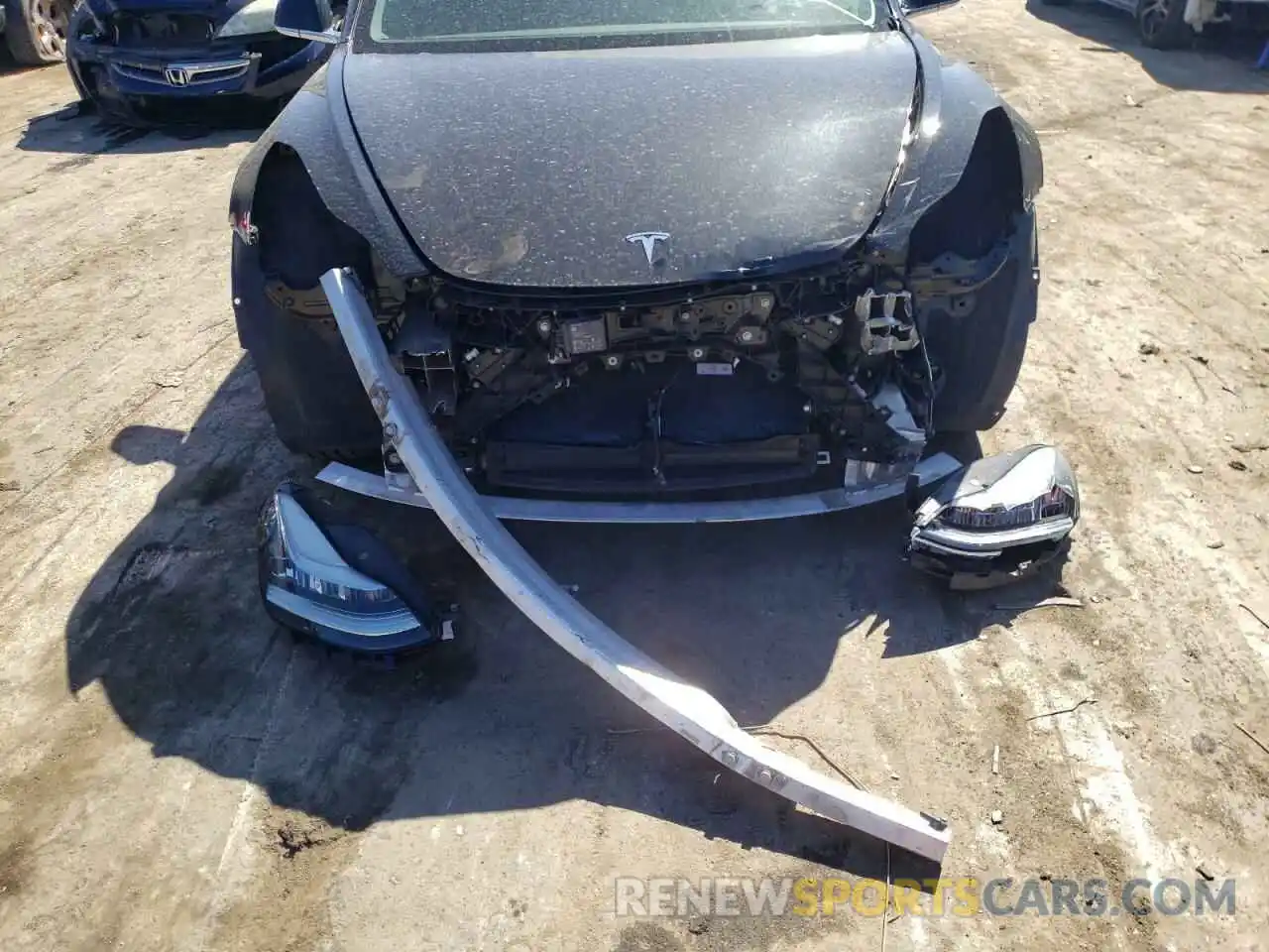 9 Photograph of a damaged car 5YJ3E1EA6KF399071 TESLA MODEL 3 2019