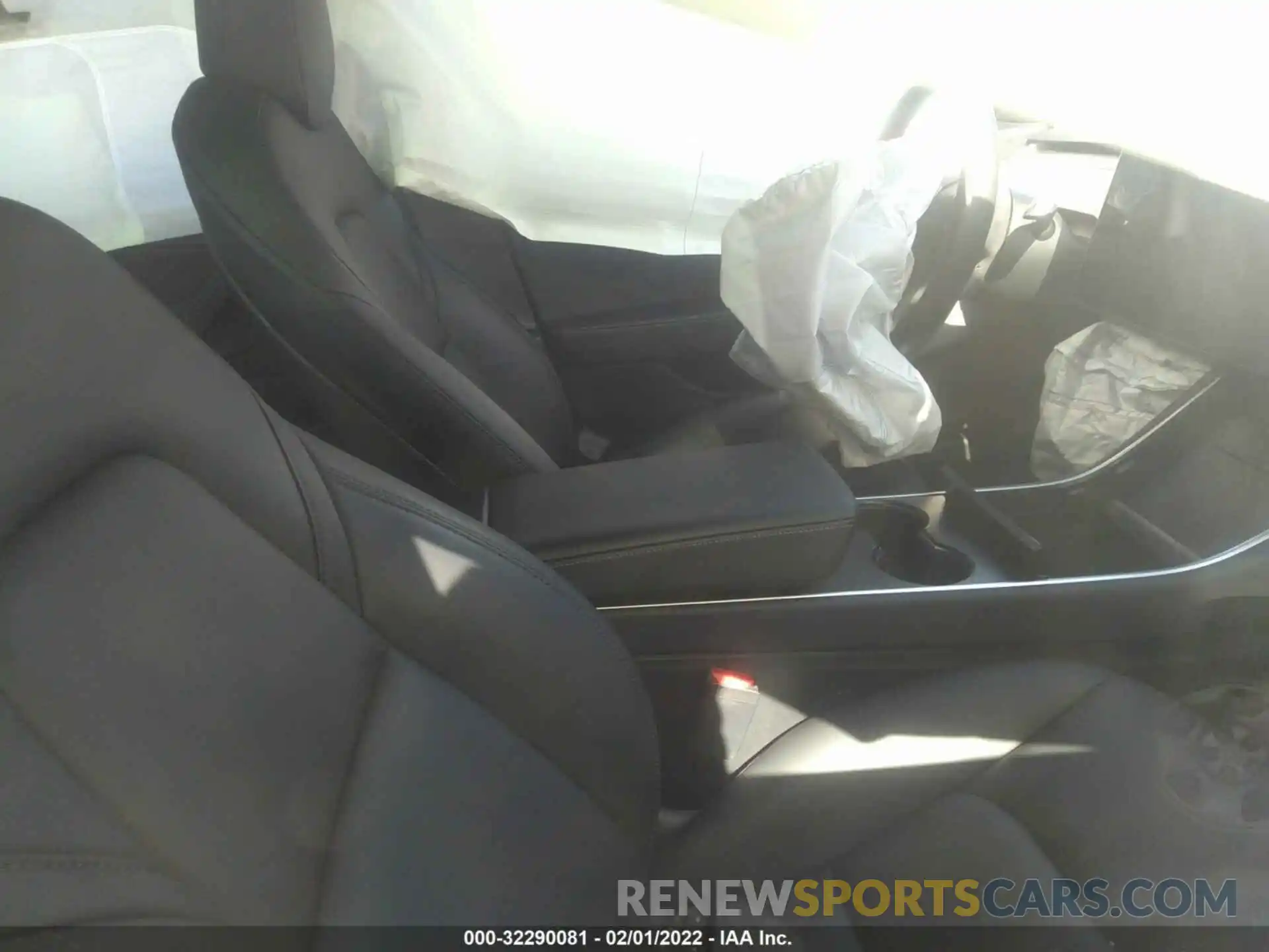 5 Photograph of a damaged car 5YJ3E1EA6KF402597 TESLA MODEL 3 2019