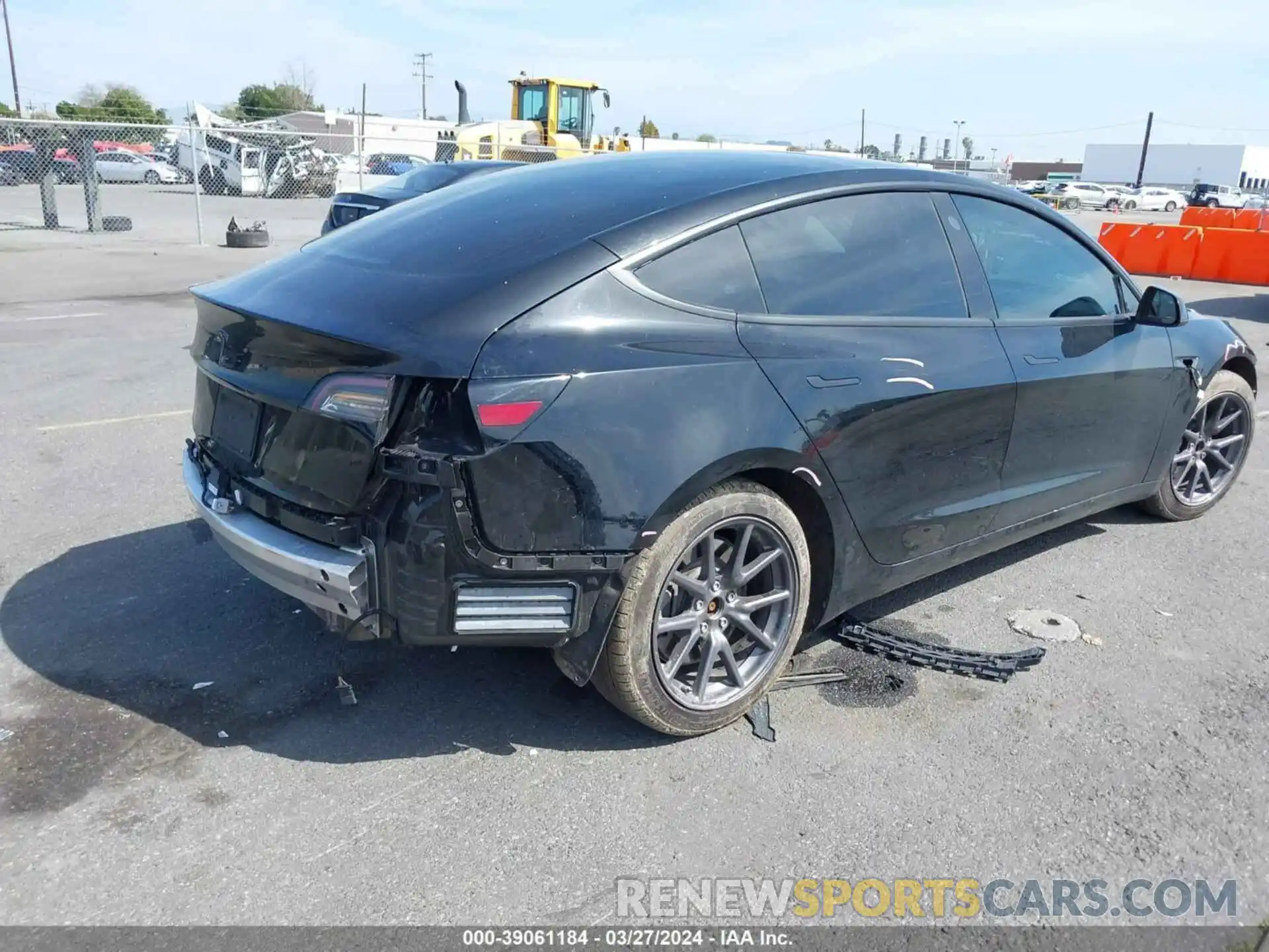 4 Photograph of a damaged car 5YJ3E1EA6KF410067 TESLA MODEL 3 2019