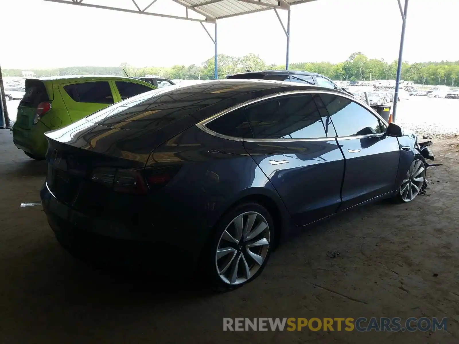 4 Фотография поврежденного автомобиля 5YJ3E1EA6KF425443 TESLA MODEL 3 2019