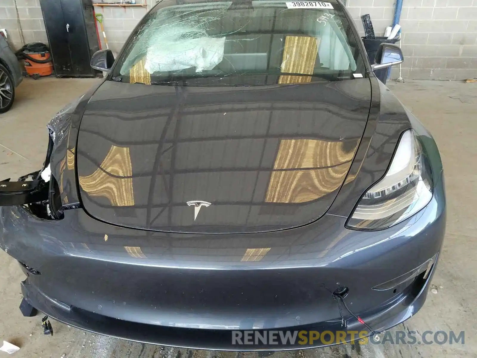 8 Photograph of a damaged car 5YJ3E1EA6KF425443 TESLA MODEL 3 2019