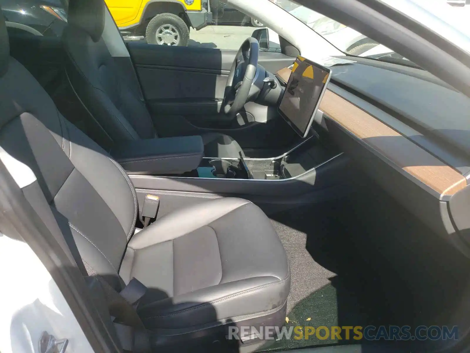 5 Photograph of a damaged car 5YJ3E1EA6KF426365 TESLA MODEL 3 2019