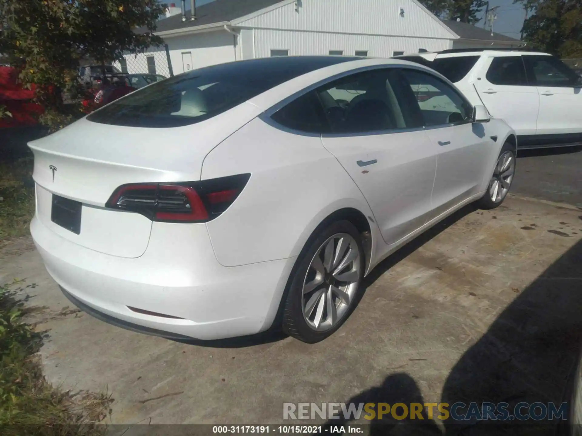 4 Photograph of a damaged car 5YJ3E1EA6KF444784 TESLA MODEL 3 2019