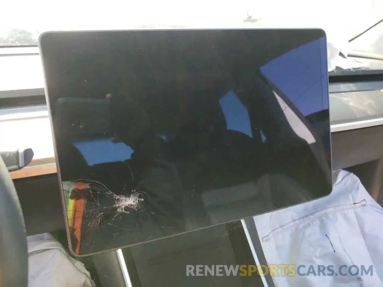 8 Photograph of a damaged car 5YJ3E1EA6KF447149 TESLA MODEL 3 2019