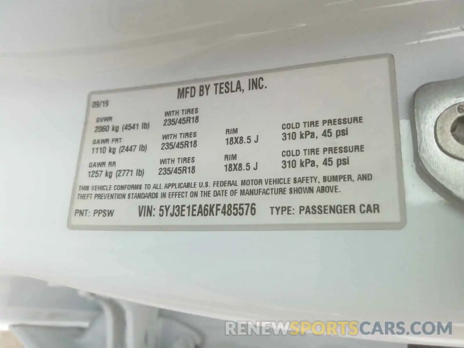 10 Photograph of a damaged car 5YJ3E1EA6KF485576 TESLA MODEL 3 2019