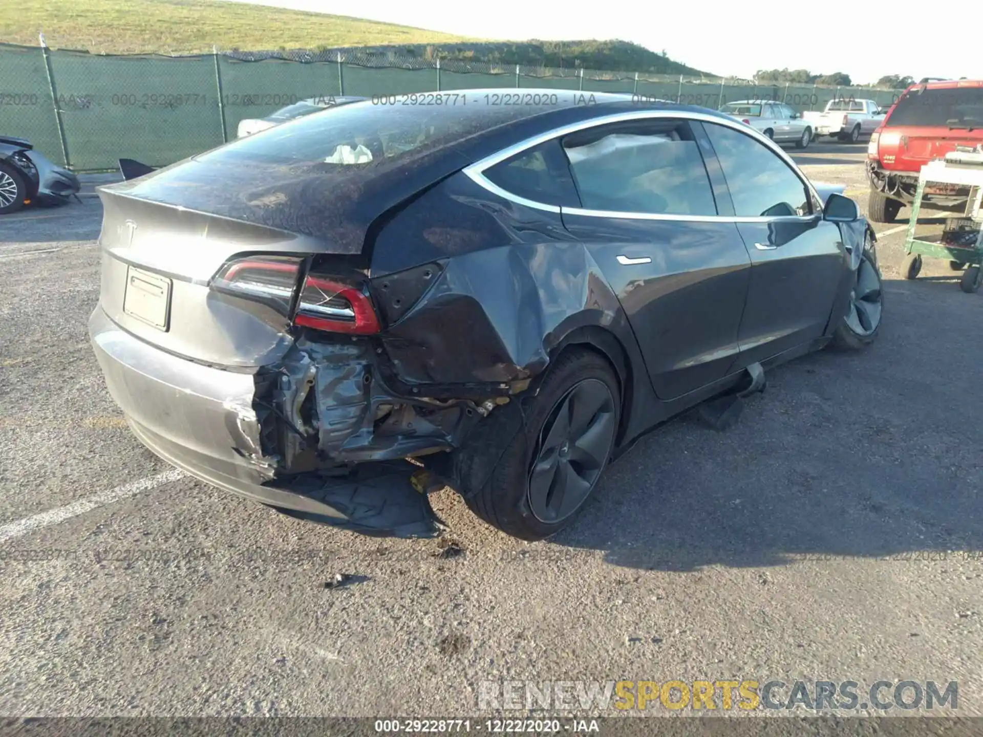 4 Photograph of a damaged car 5YJ3E1EA7KF190308 TESLA MODEL 3 2019