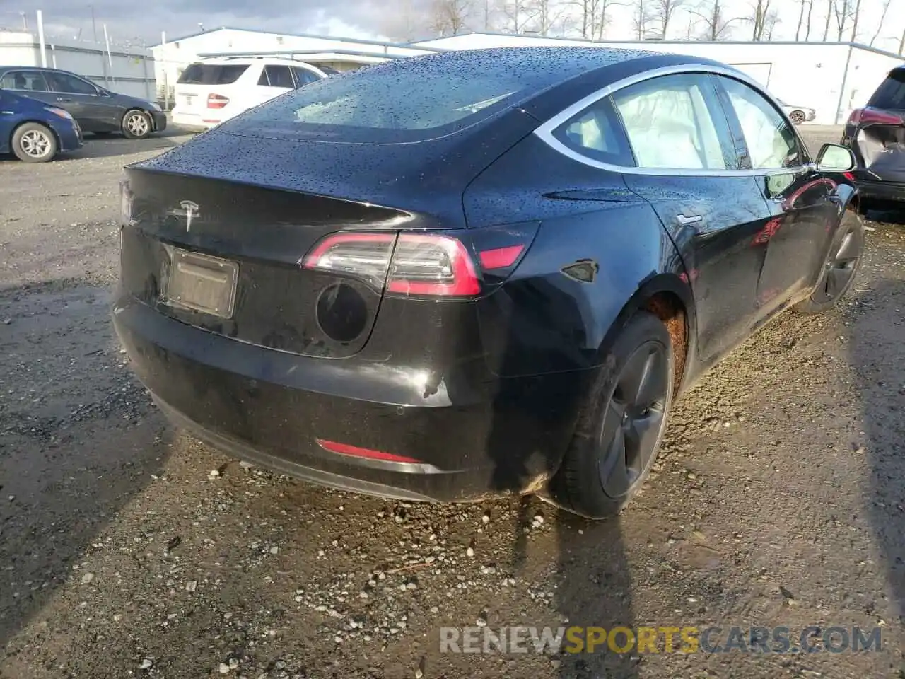 4 Фотография поврежденного автомобиля 5YJ3E1EA7KF296578 TESLA MODEL 3 2019