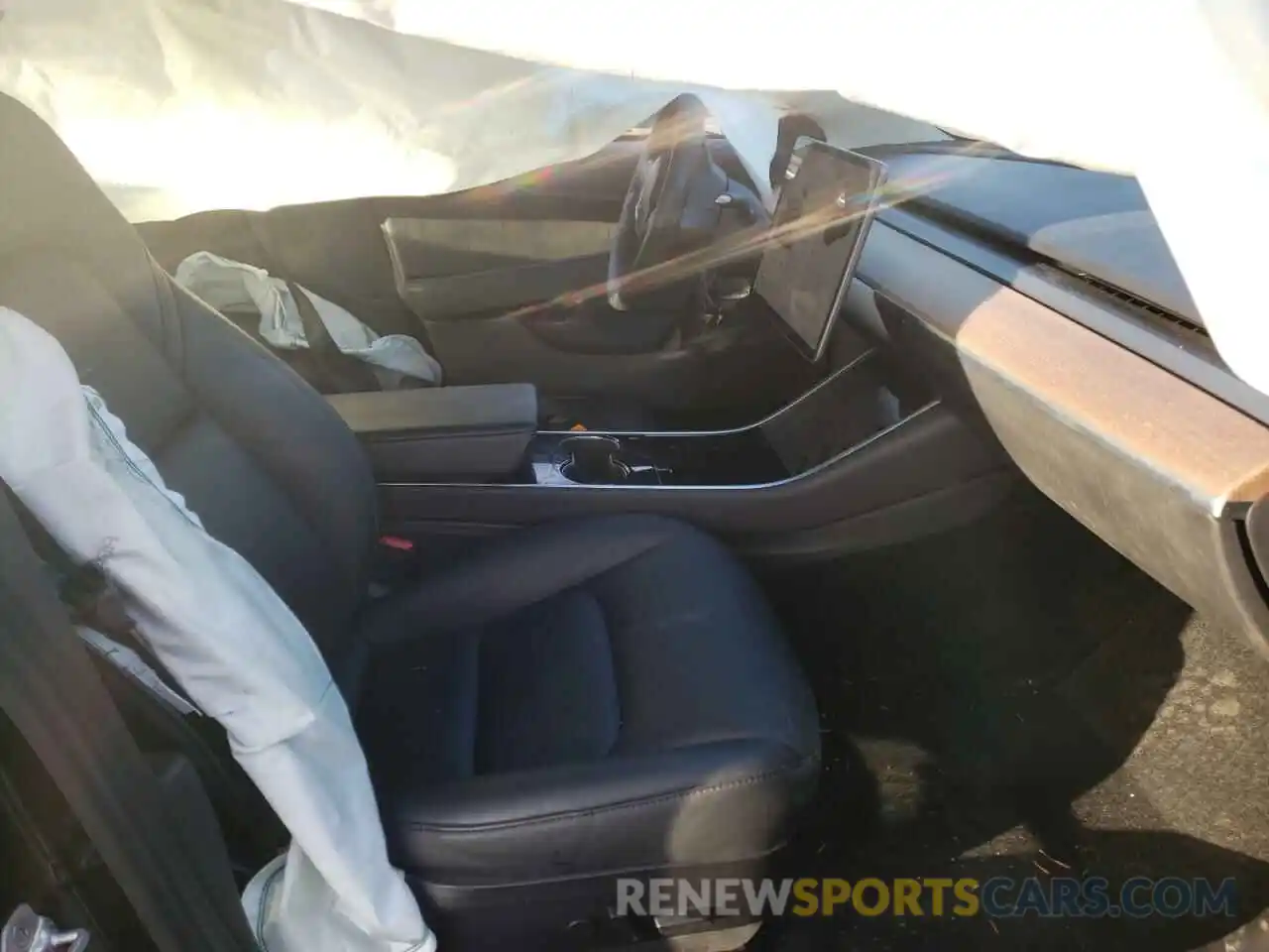 5 Photograph of a damaged car 5YJ3E1EA7KF296578 TESLA MODEL 3 2019