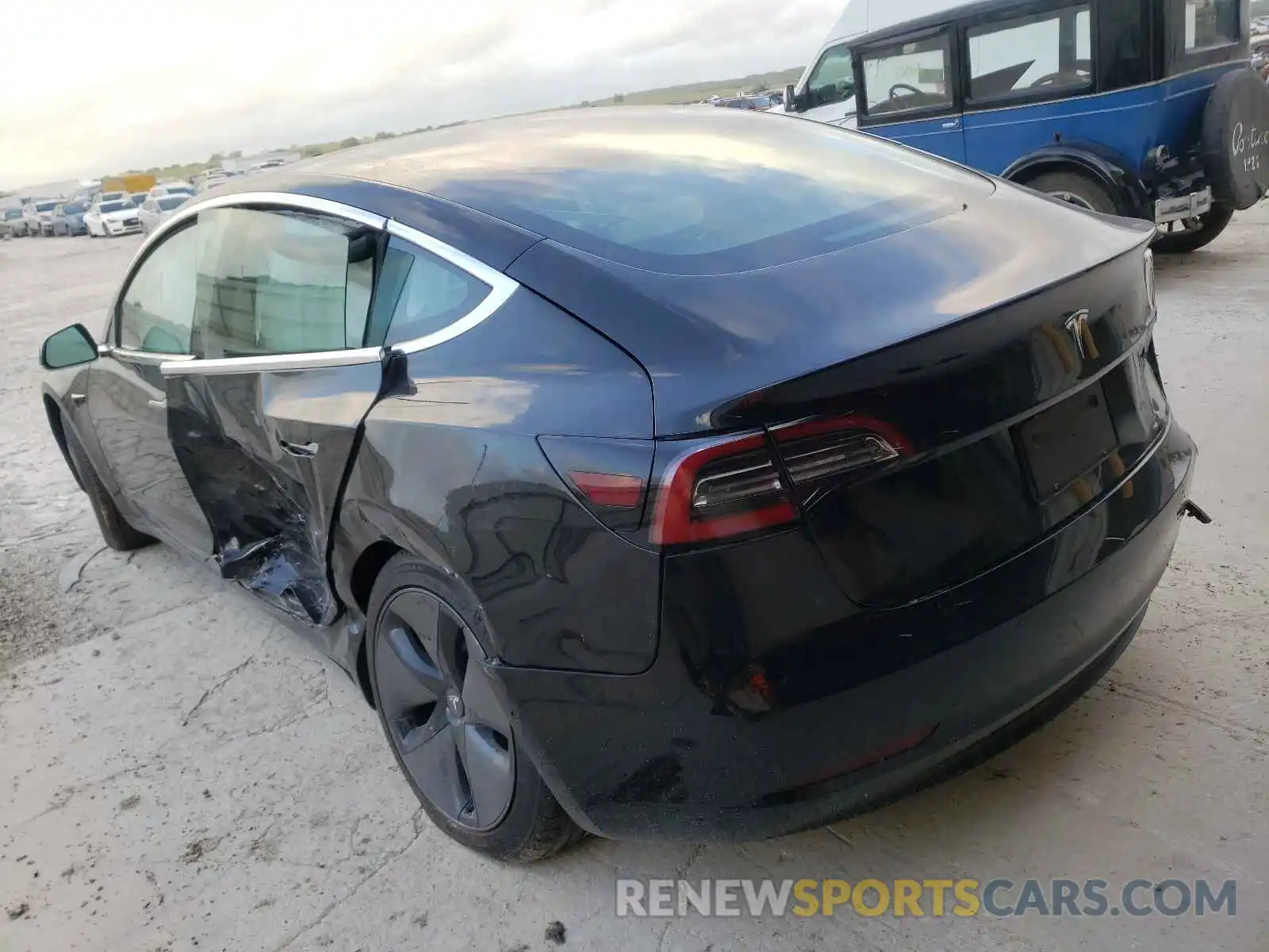 3 Photograph of a damaged car 5YJ3E1EA7KF297438 TESLA MODEL 3 2019