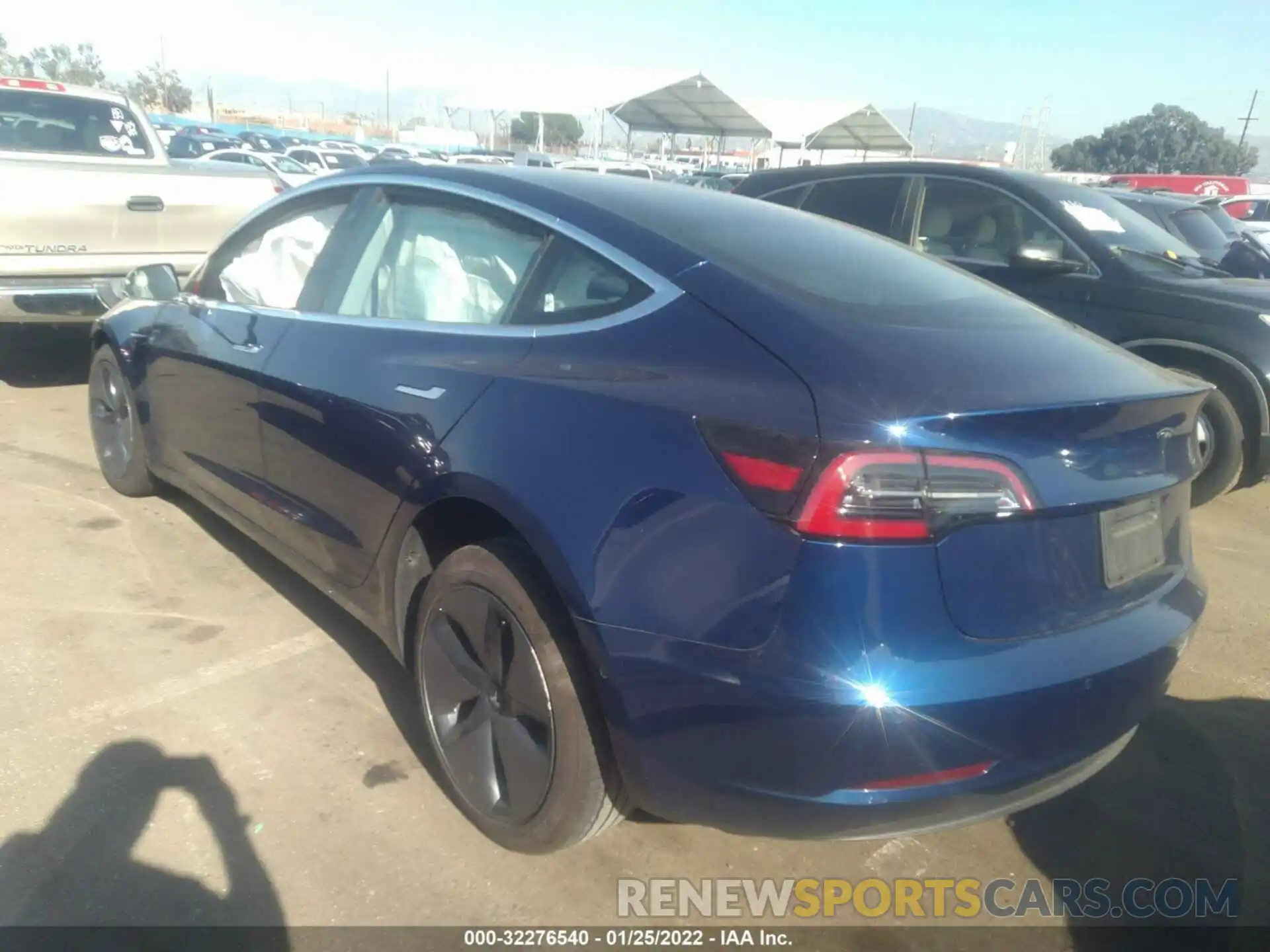 3 Photograph of a damaged car 5YJ3E1EA7KF301973 TESLA MODEL 3 2019