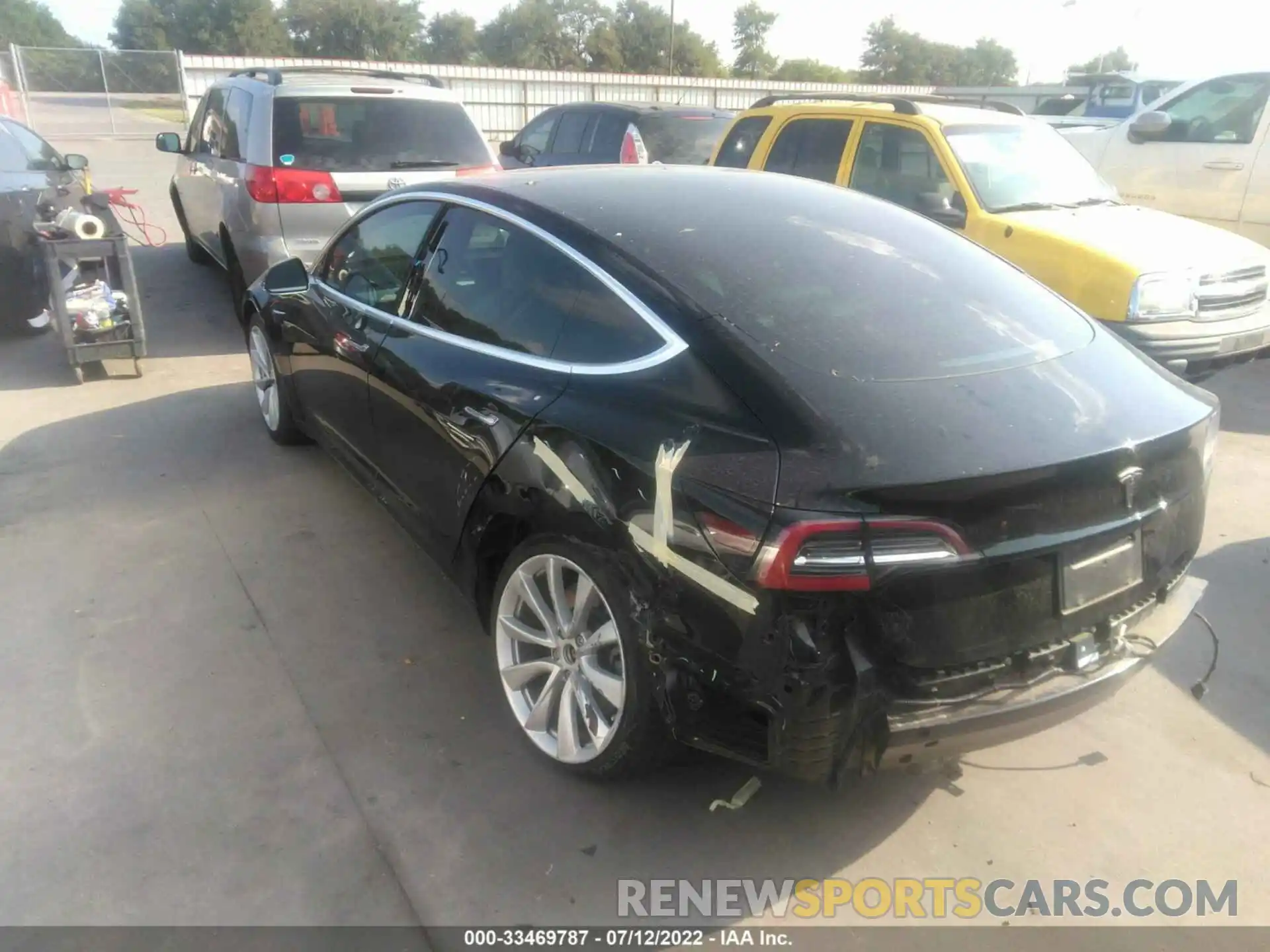 3 Photograph of a damaged car 5YJ3E1EA7KF302251 TESLA MODEL 3 2019