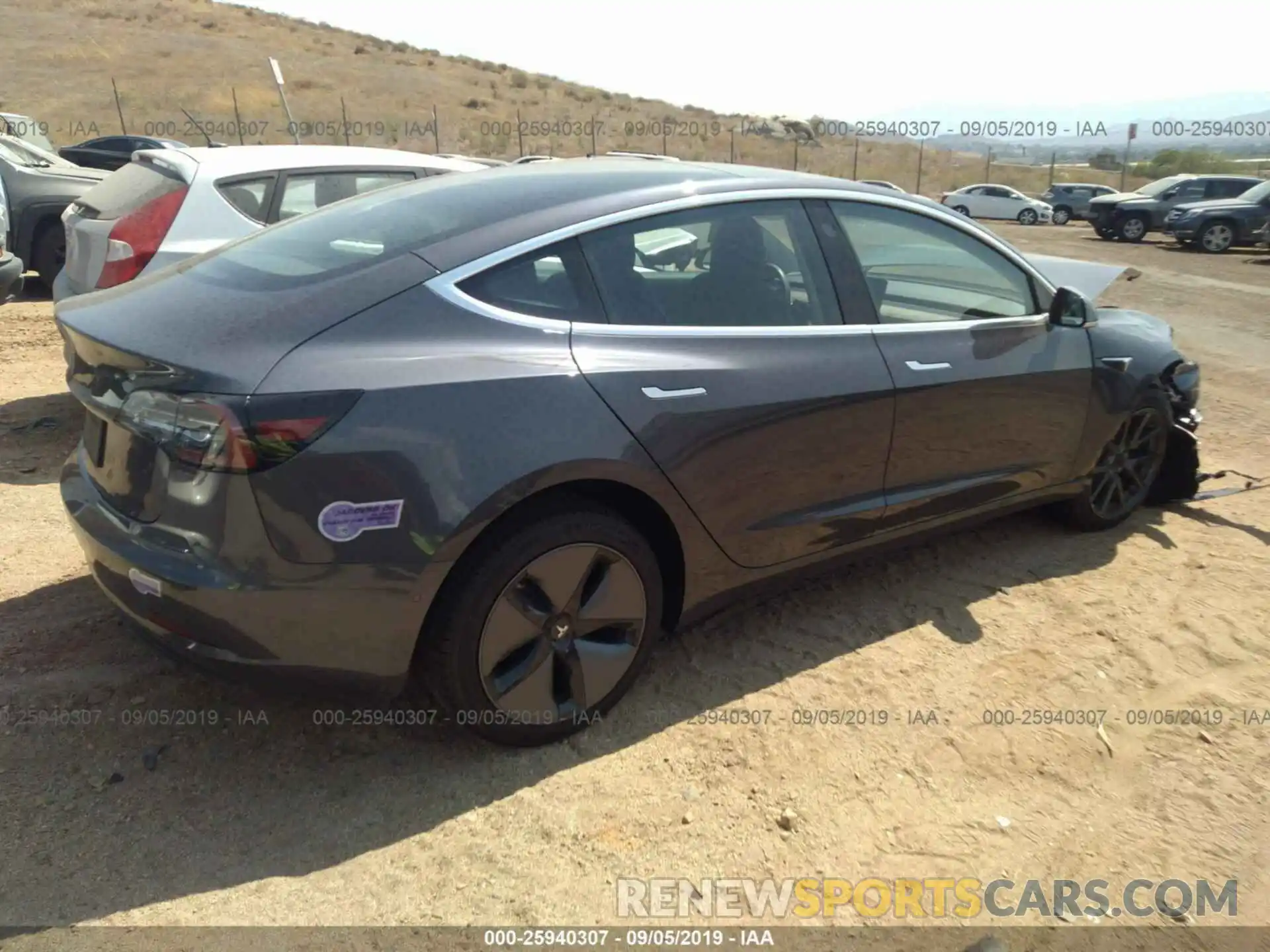 4 Photograph of a damaged car 5YJ3E1EA7KF307319 TESLA MODEL 3 2019