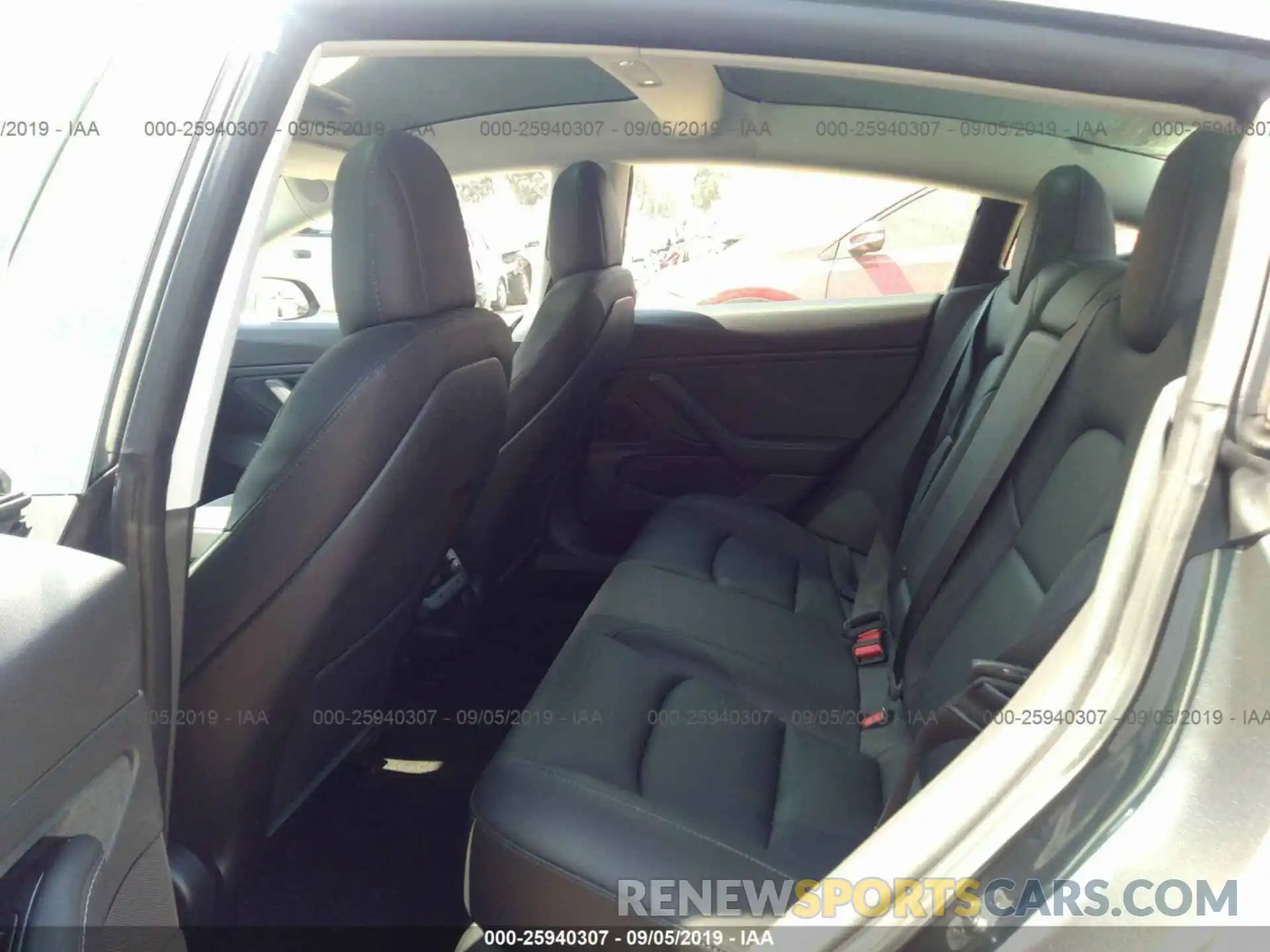 8 Photograph of a damaged car 5YJ3E1EA7KF307319 TESLA MODEL 3 2019