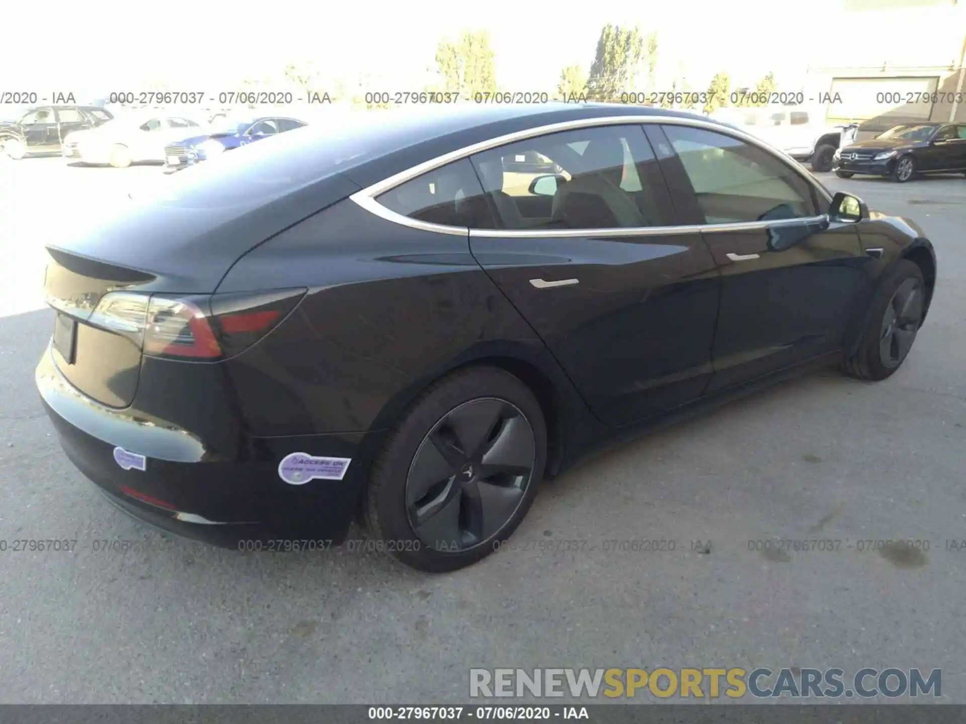 4 Photograph of a damaged car 5YJ3E1EA7KF312102 TESLA MODEL 3 2019