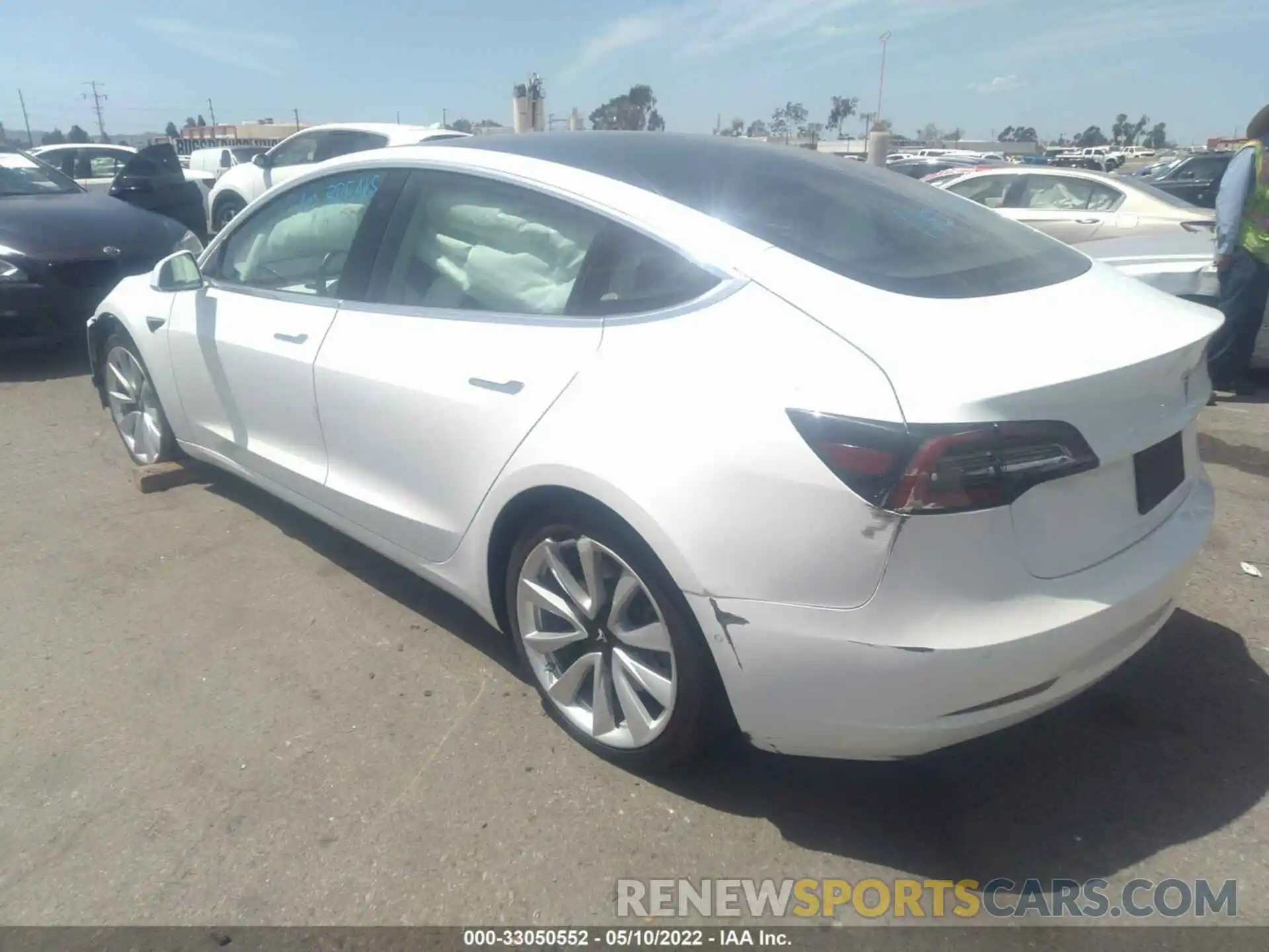 3 Photograph of a damaged car 5YJ3E1EA7KF313041 TESLA MODEL 3 2019