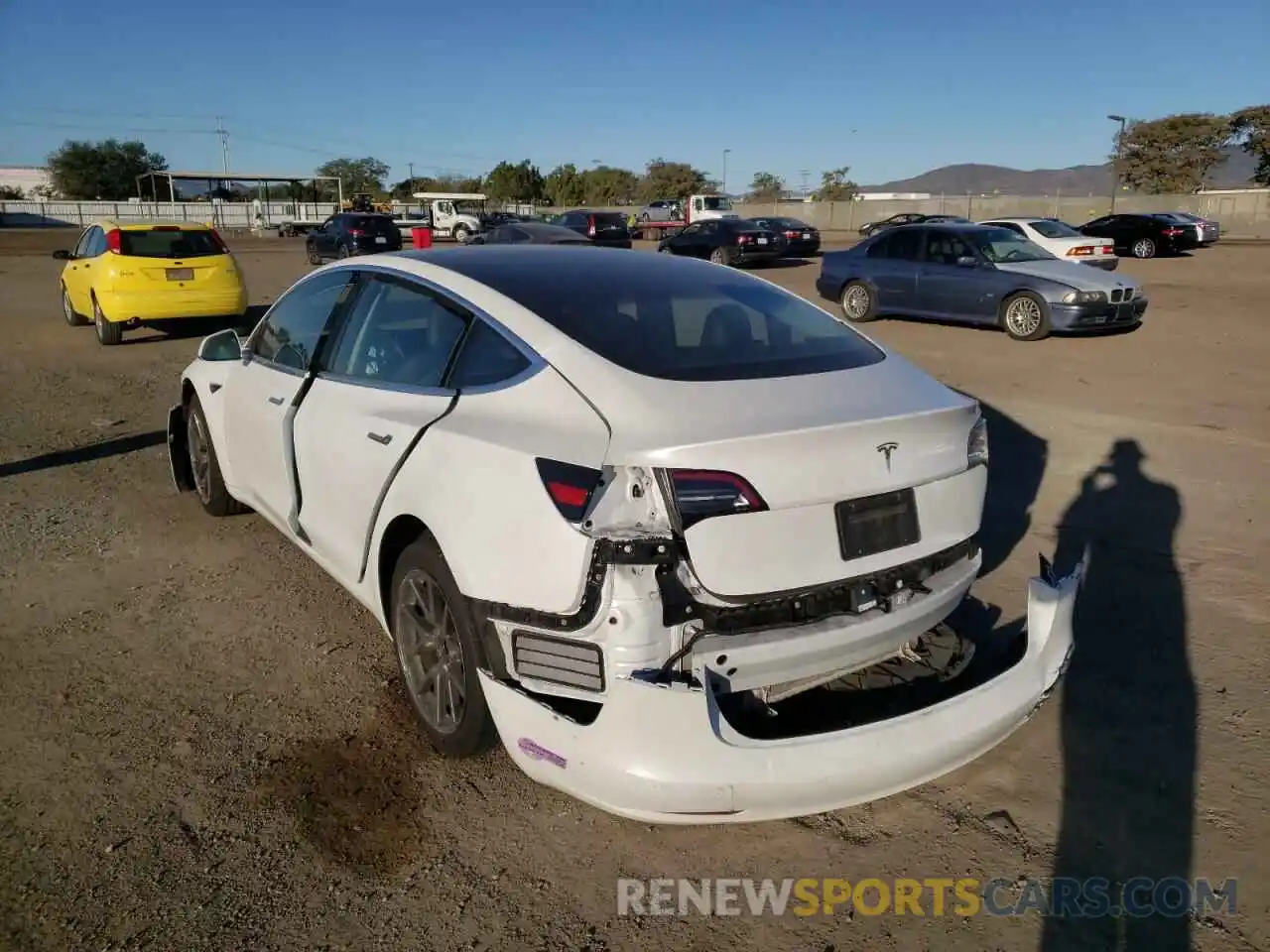 3 Photograph of a damaged car 5YJ3E1EA7KF313959 TESLA MODEL 3 2019