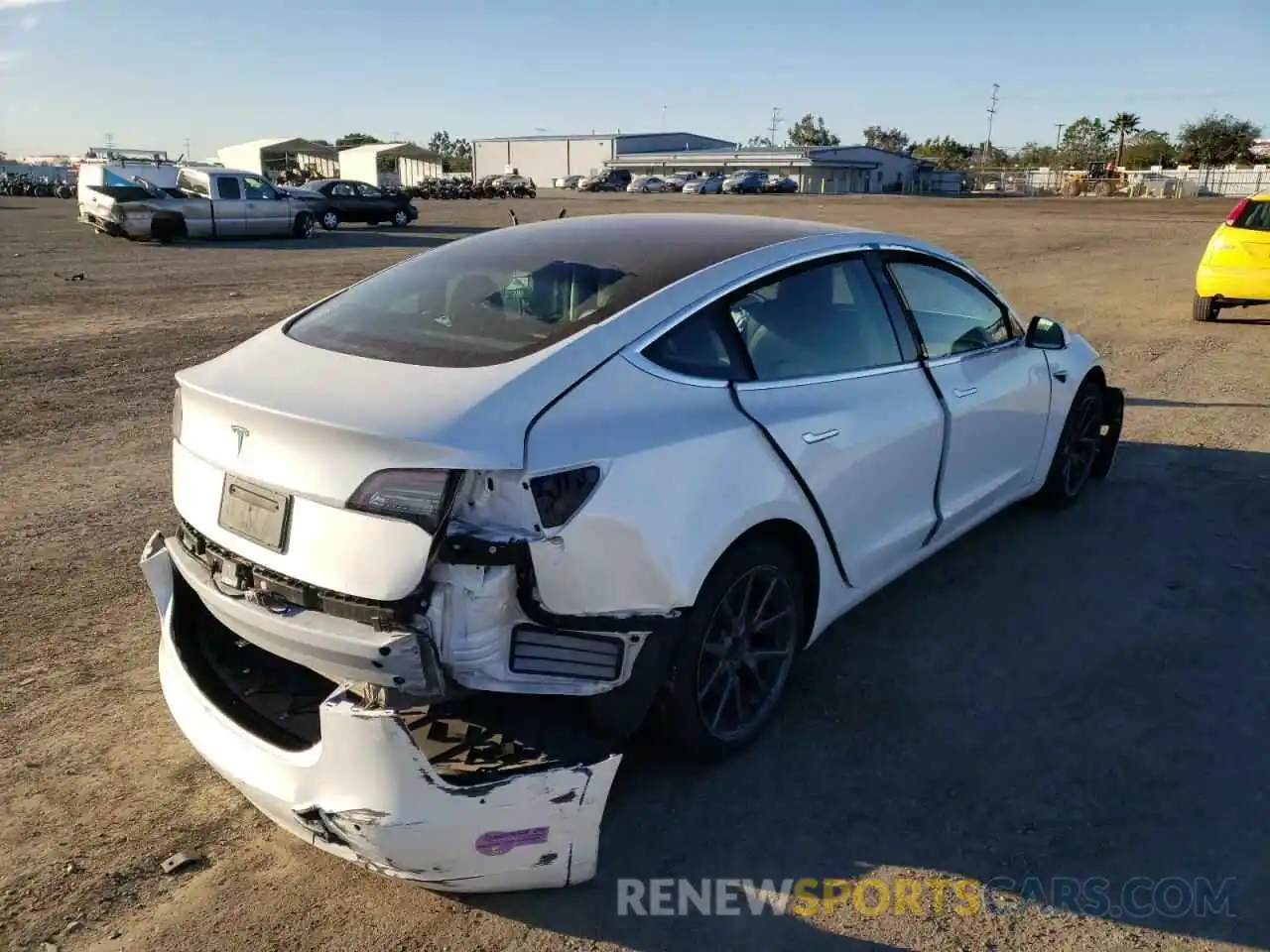 4 Photograph of a damaged car 5YJ3E1EA7KF313959 TESLA MODEL 3 2019