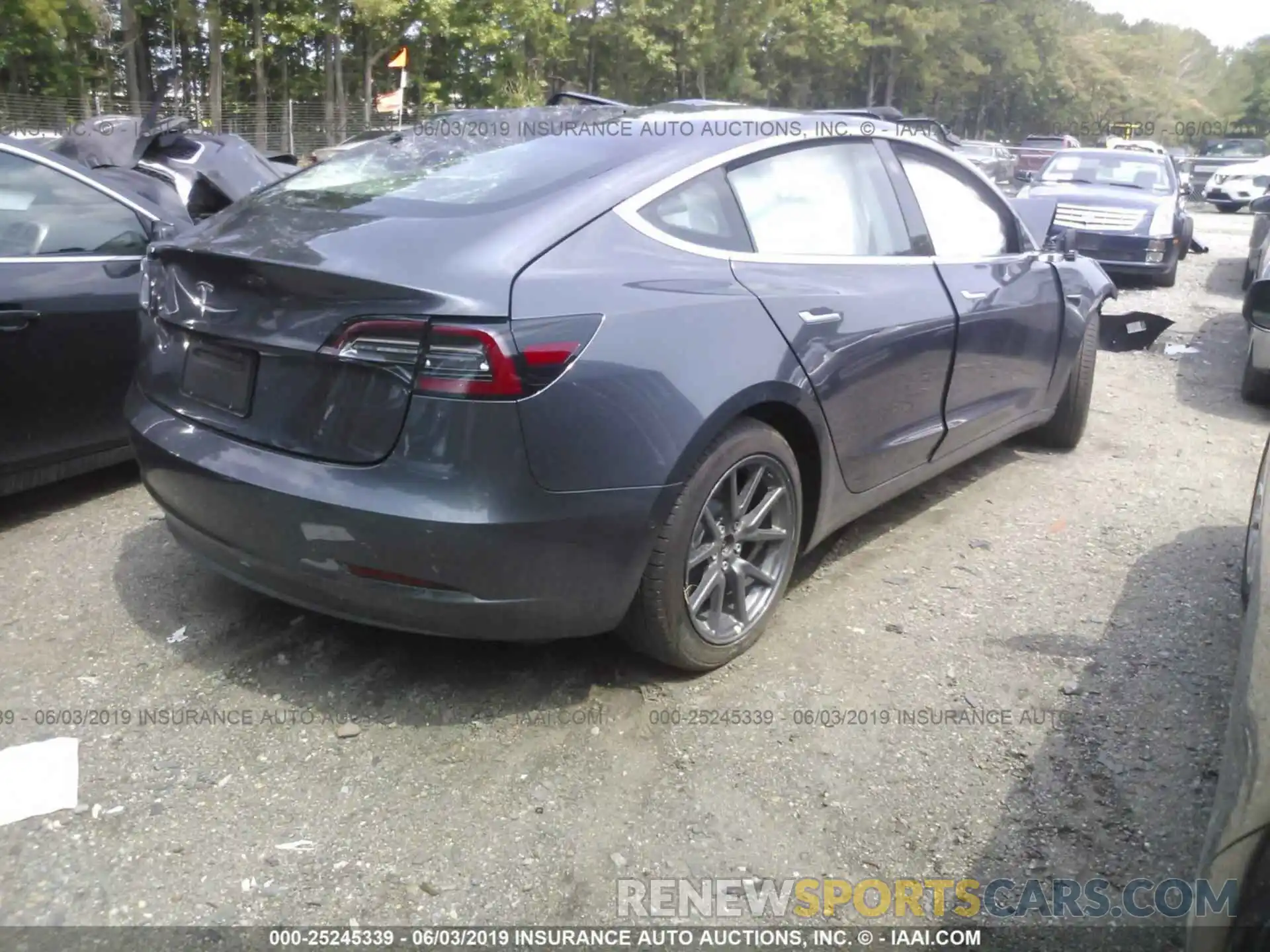 4 Photograph of a damaged car 5YJ3E1EA7KF321706 TESLA MODEL 3 2019