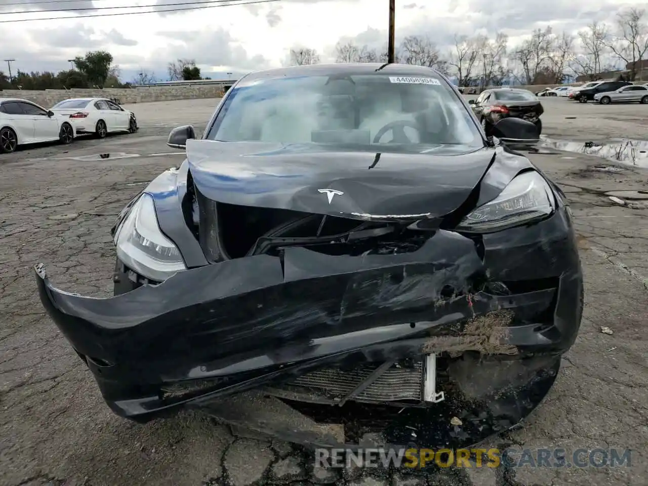 5 Photograph of a damaged car 5YJ3E1EA7KF327151 TESLA MODEL 3 2019