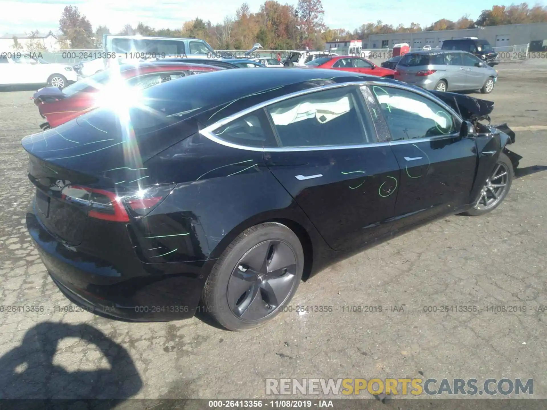 4 Фотография поврежденного автомобиля 5YJ3E1EA7KF327828 TESLA MODEL 3 2019