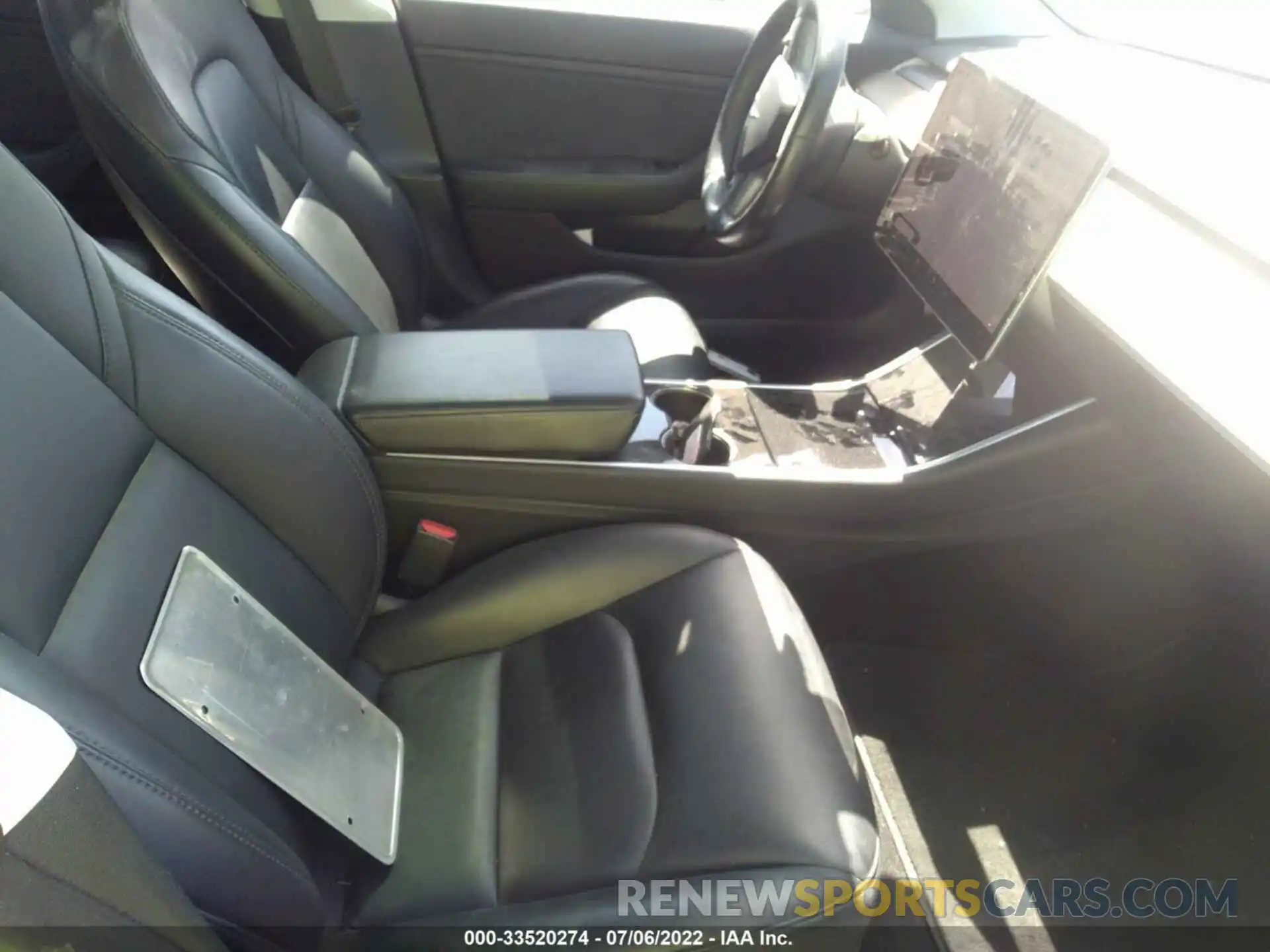 5 Photograph of a damaged car 5YJ3E1EA7KF338246 TESLA MODEL 3 2019