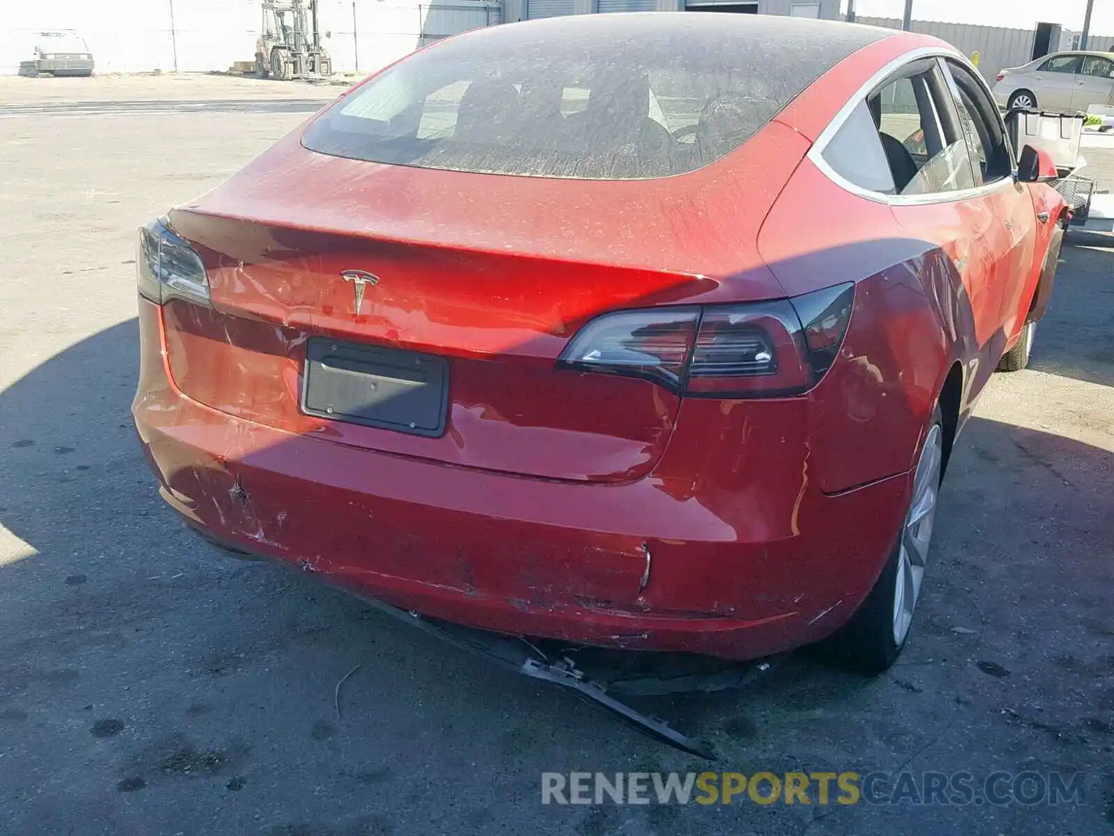 4 Photograph of a damaged car 5YJ3E1EA7KF357721 TESLA MODEL 3 2019