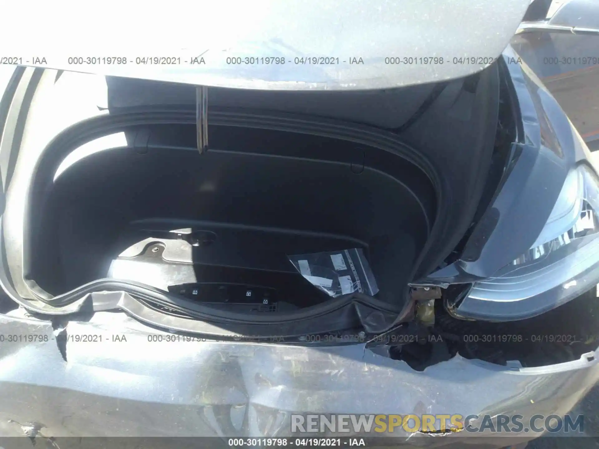 10 Photograph of a damaged car 5YJ3E1EA7KF362403 TESLA MODEL 3 2019