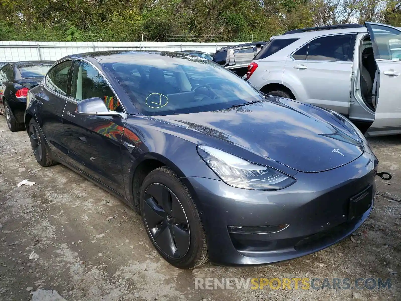 1 Photograph of a damaged car 5YJ3E1EA7KF396177 TESLA MODEL 3 2019