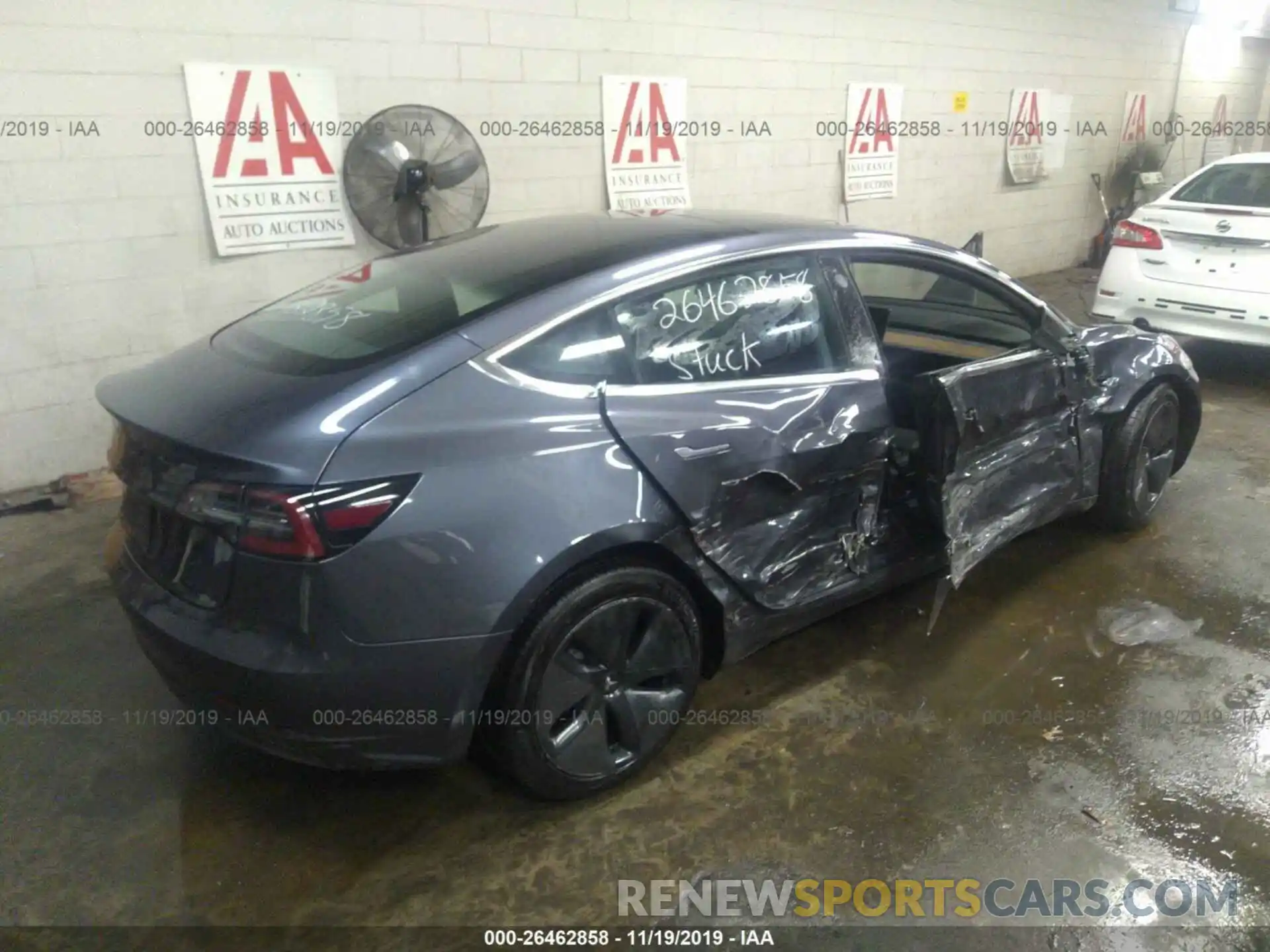 4 Photograph of a damaged car 5YJ3E1EA7KF396289 TESLA MODEL 3 2019