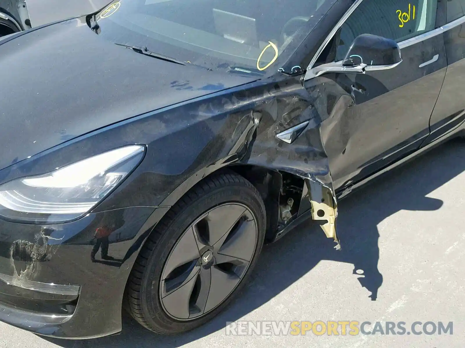 9 Photograph of a damaged car 5YJ3E1EA7KF399550 TESLA MODEL 3 2019