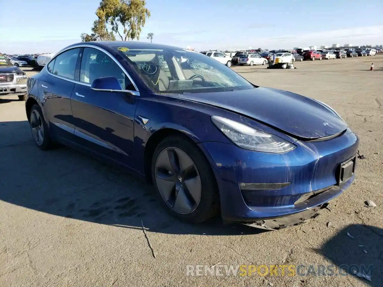 1 Photograph of a damaged car 5YJ3E1EA7KF400700 TESLA MODEL 3 2019