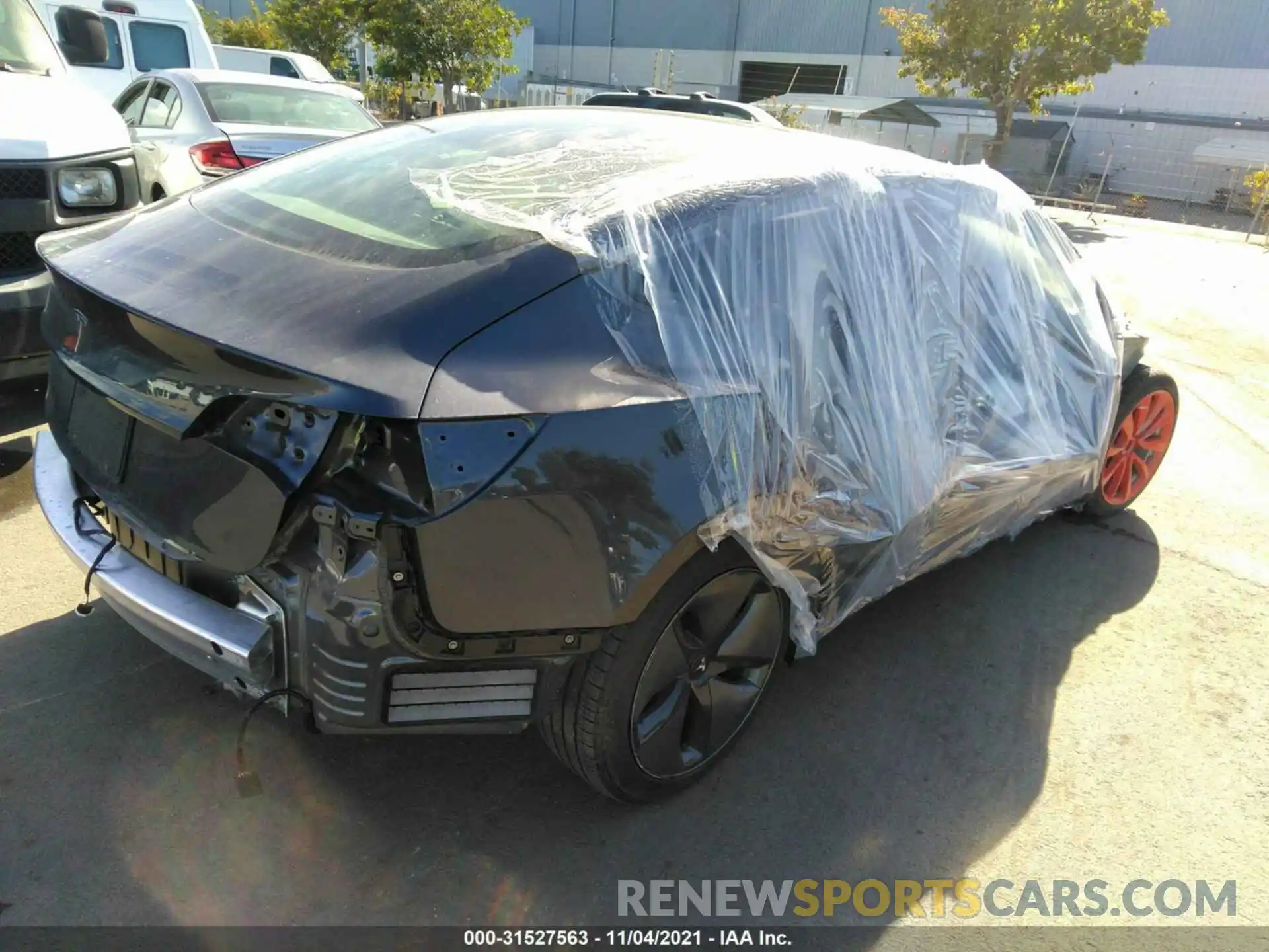 4 Photograph of a damaged car 5YJ3E1EA7KF410966 TESLA MODEL 3 2019