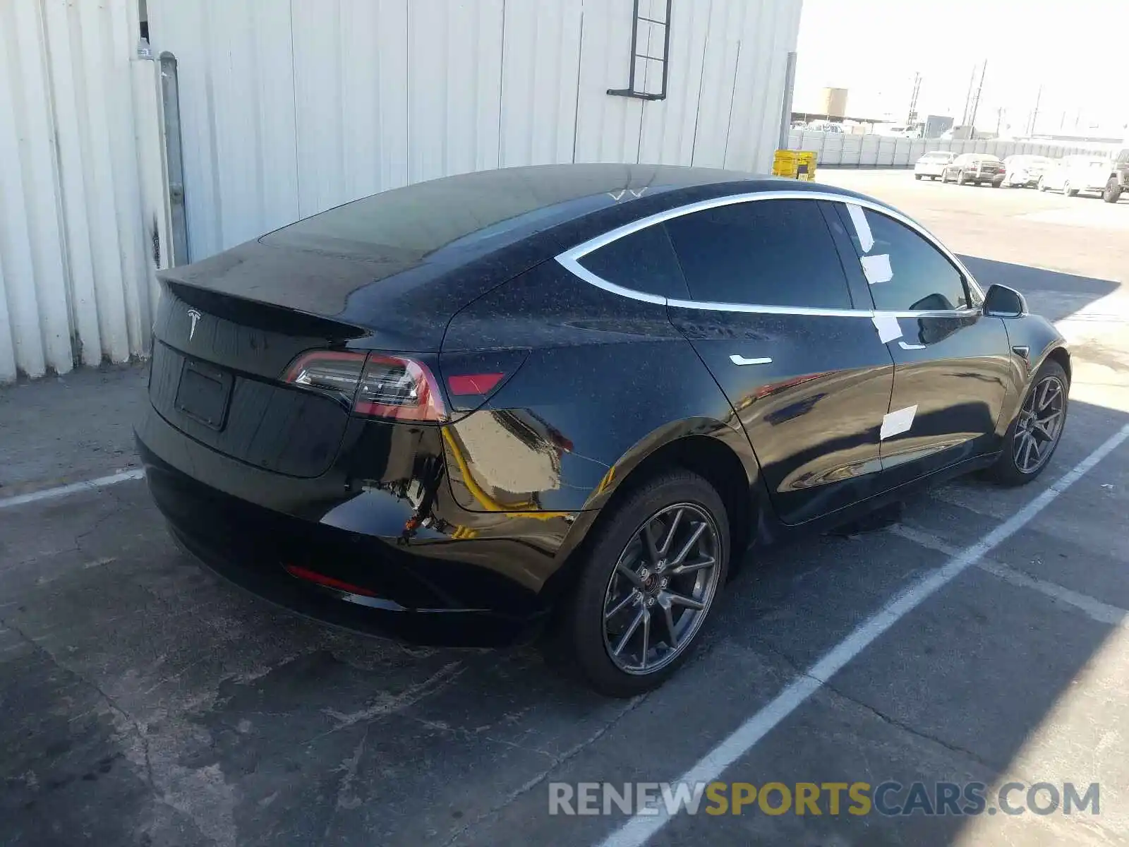 4 Photograph of a damaged car 5YJ3E1EA7KF422597 TESLA MODEL 3 2019